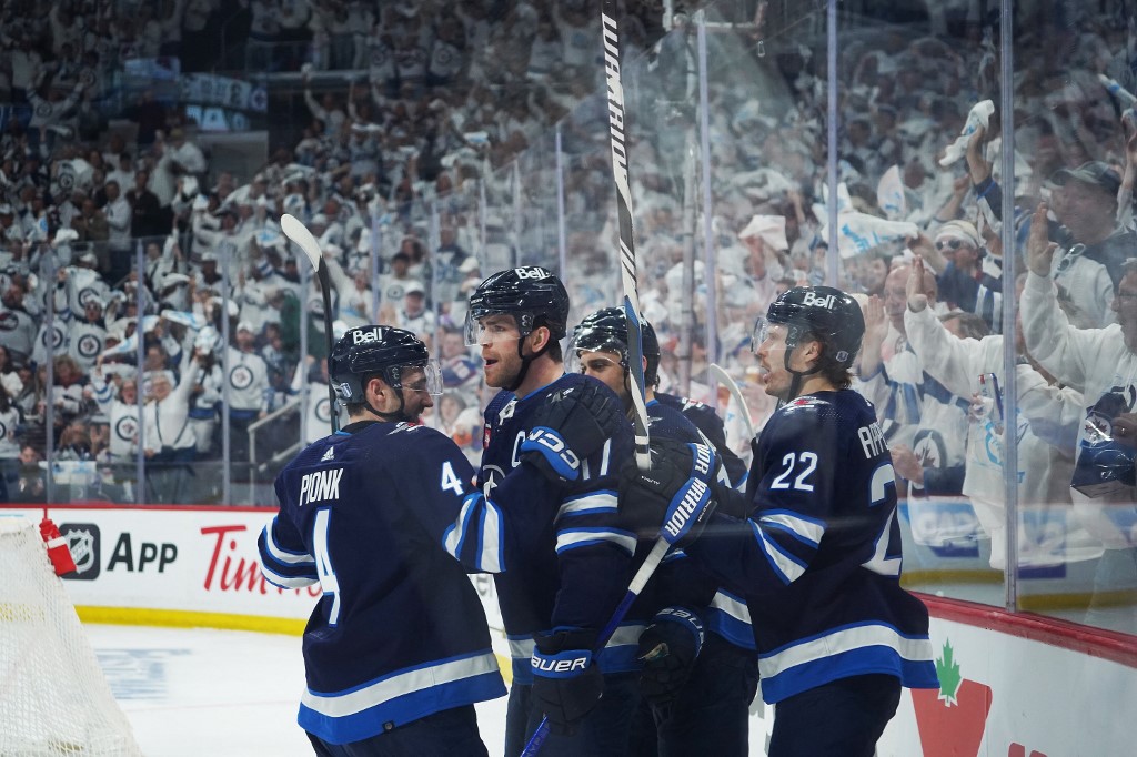 Avalanche vs. Jets Player Props & Odds: Tuesday's NHL Playoff Prop Bets
