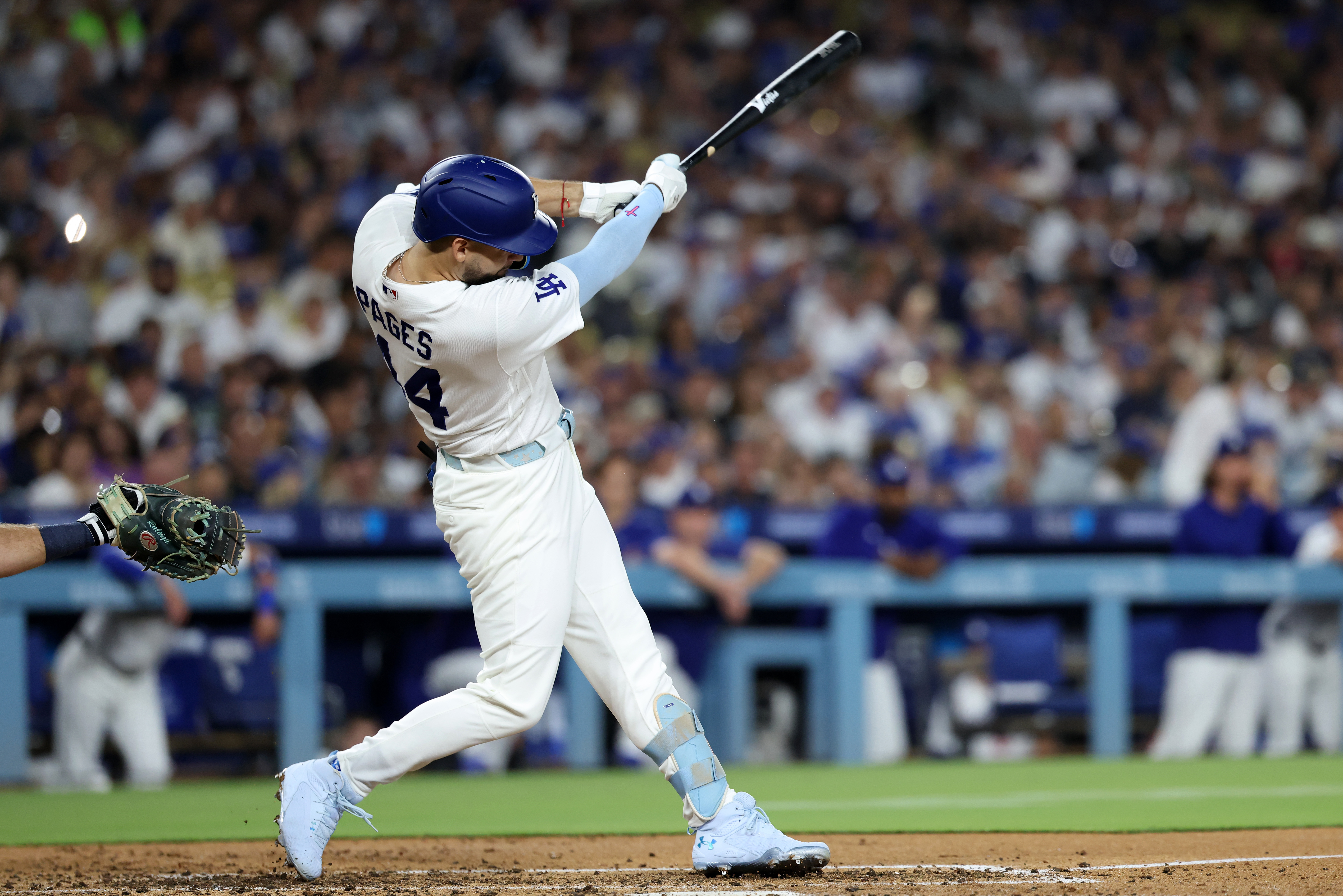 Los Angeles Dodgers center fielder Andy Pages (44) hits an RBI as he is featured in our Red Sox vs. Dodgers prediction & picks.