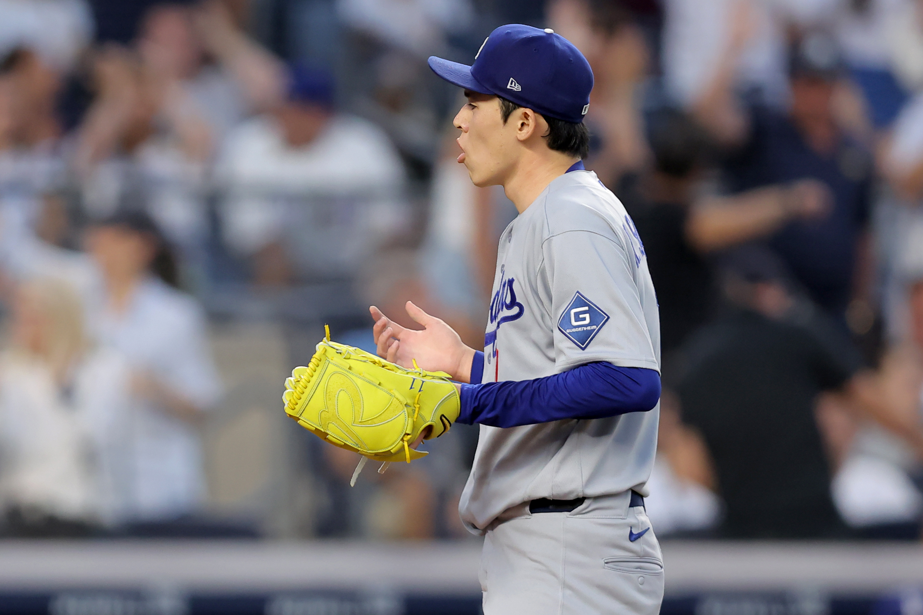 Los Angeles Dodgers starting pitcher Roki Sasaki (11) reacts as he is featured in our Dodgers vs. Mets prediction.