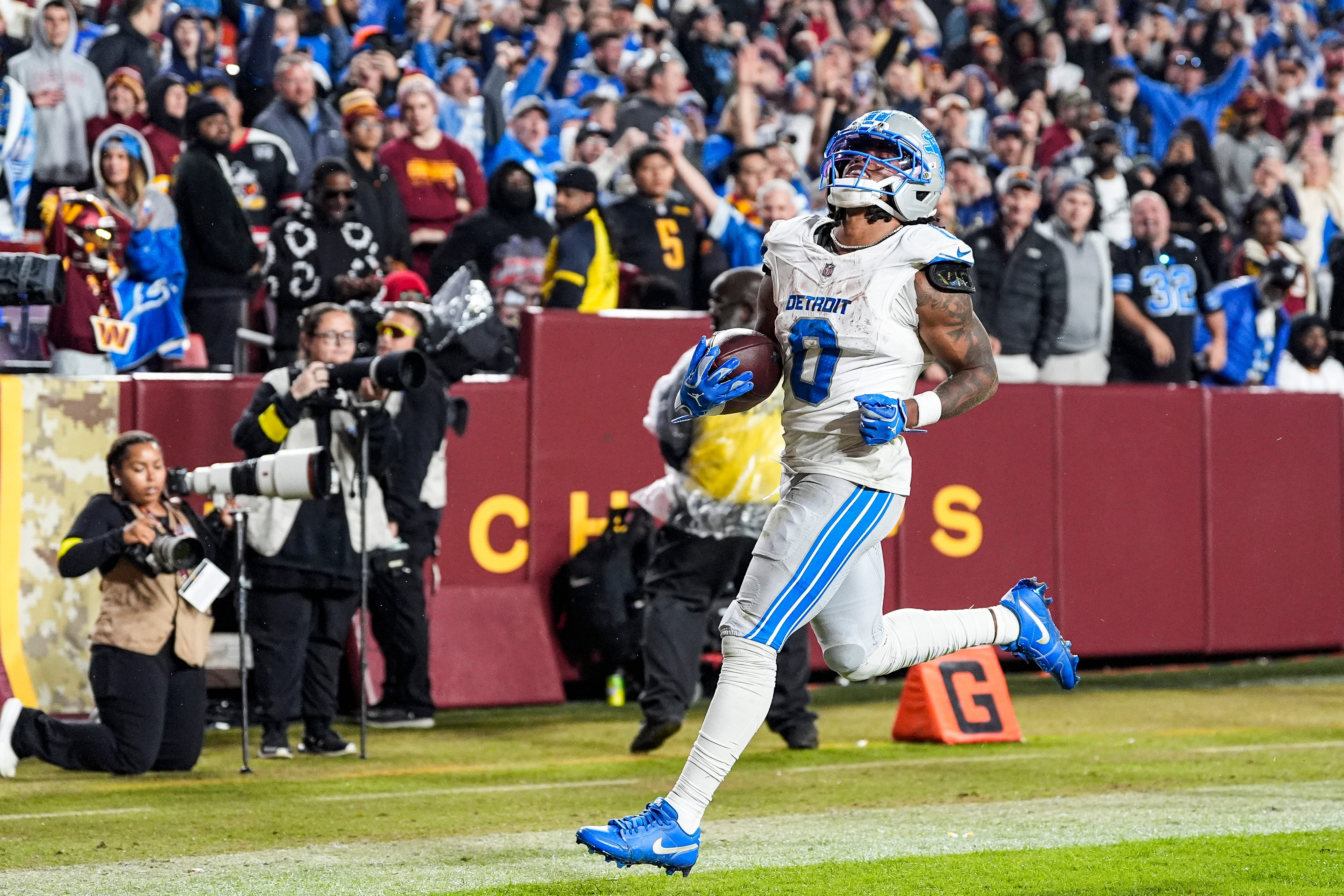 Early Lions vs. Eagles Prediction & Opening Odds for Sunday Night Football: NFL Week 11