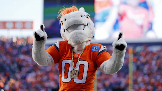 NFL Odds Week 9: Lines, Spreads & Totals for Every Game