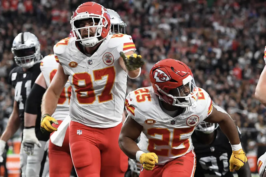 Kansas City Chiefs tight end Travis Kelce #87 celebrates as part of our Week 13 NFL predictions for Chiefs vs. Packers 