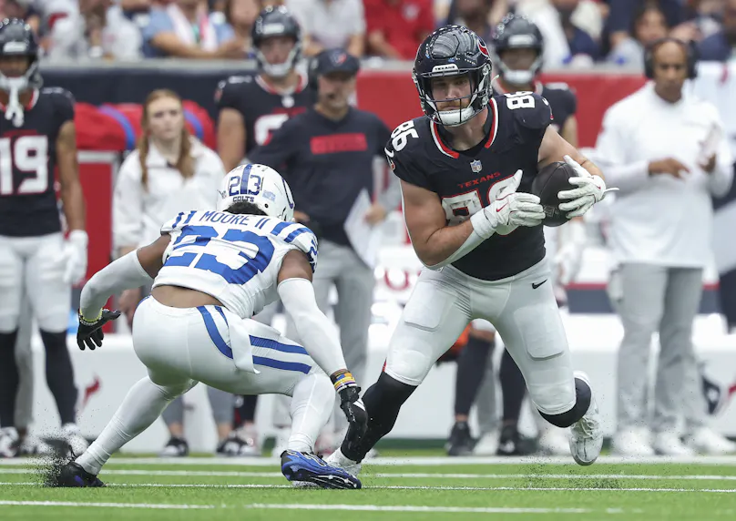 Houston Texans tight end Dalton Schultz makes a reception as we make our anytime touchdown scorer predictions for TNF.