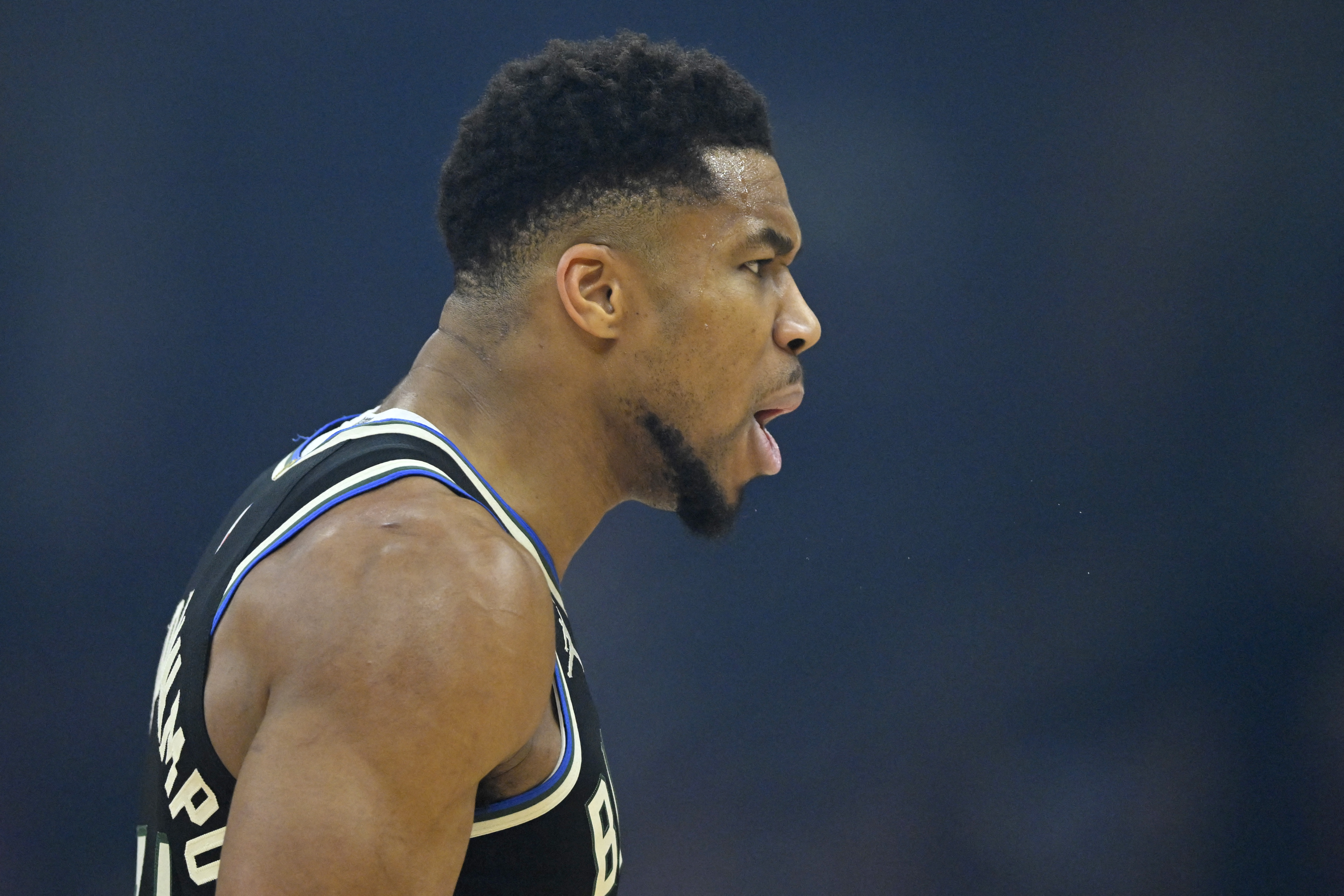 Milwaukee Bucks forward Giannis Antetokounmpo (34) reacts as we break down the Giannis Antetokounmpo trade winners and losers.