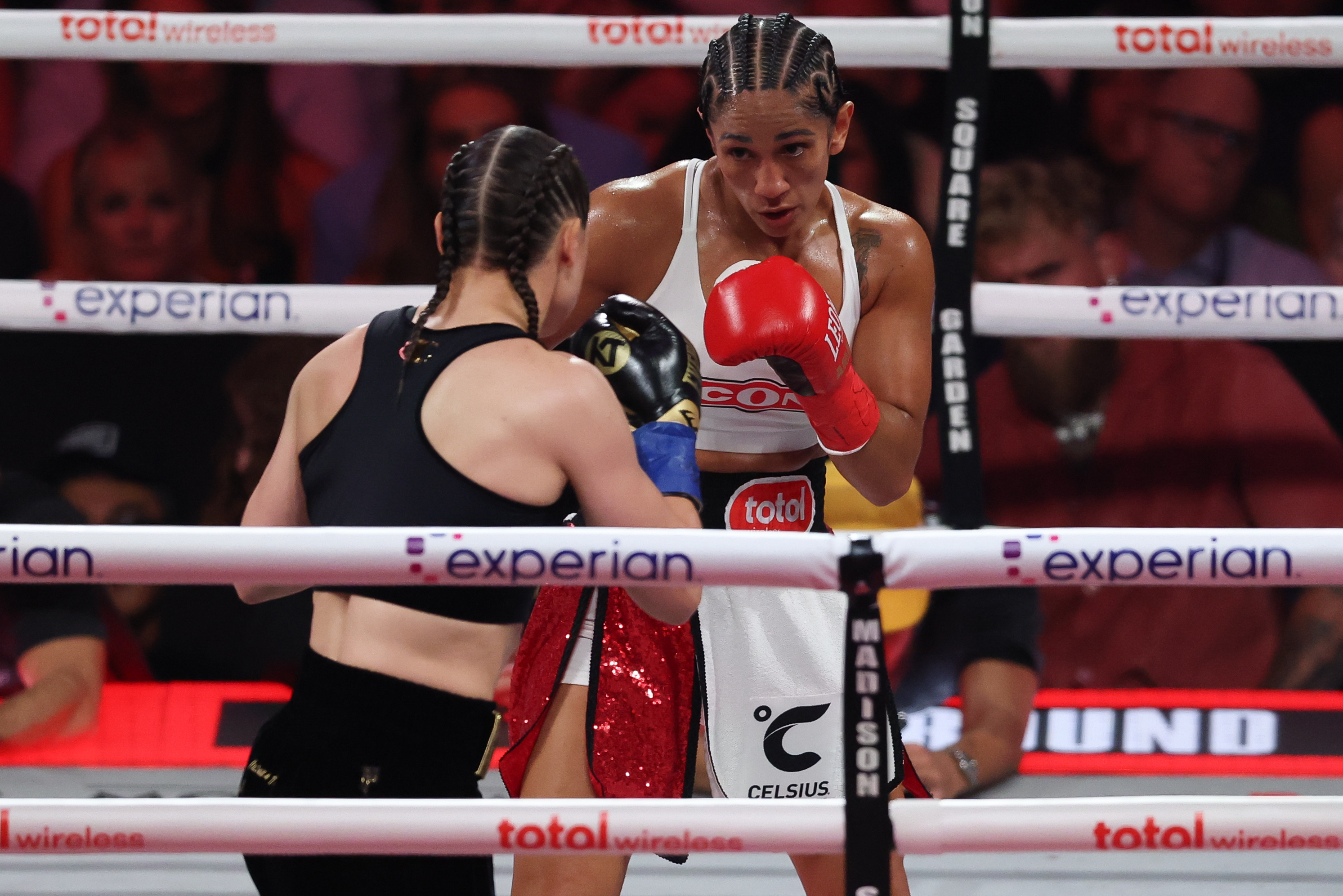 Amanda Serrano fights as we make a look at the best Serrano vs. Tellez odds & predictions. 