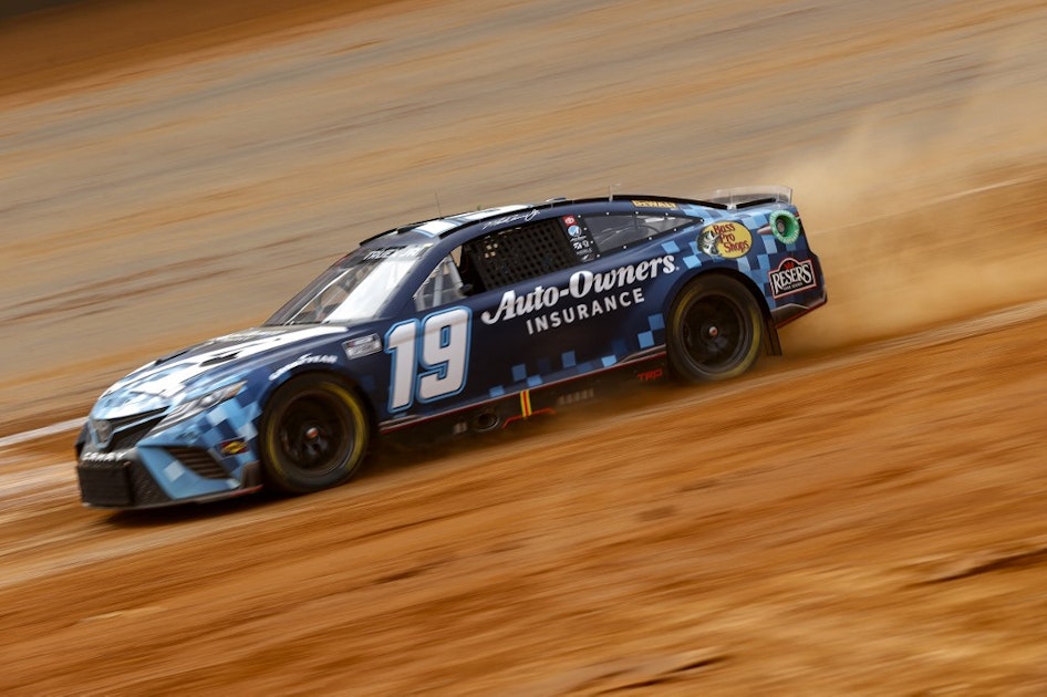 Food City Dirt Race Expert Picks NASCAR 2022