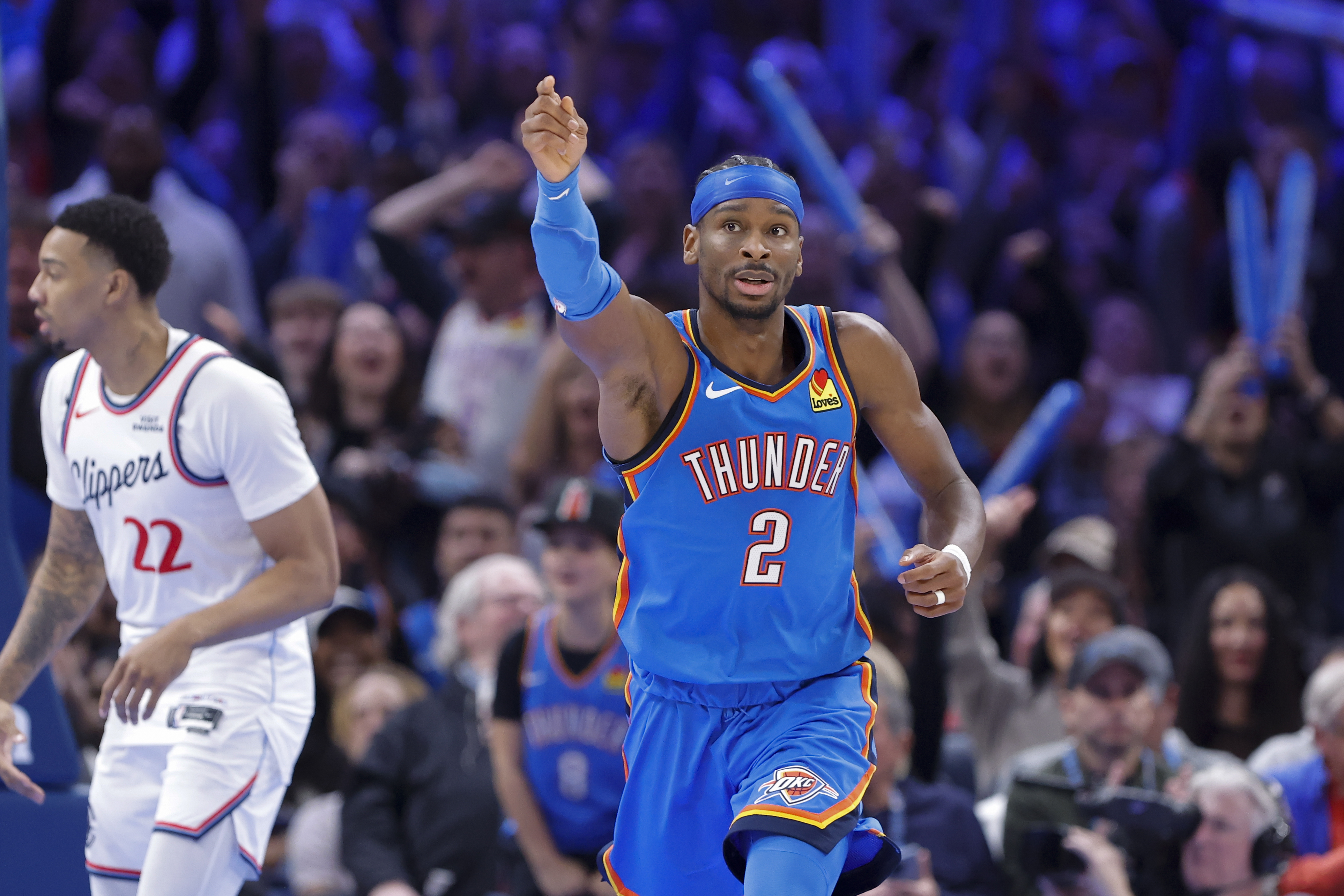 Oklahoma City Thunder guard Shai Gilgeous-Alexander (2), seen here gesturing after scoring, leads my Grizzlies vs. Thunder player props.