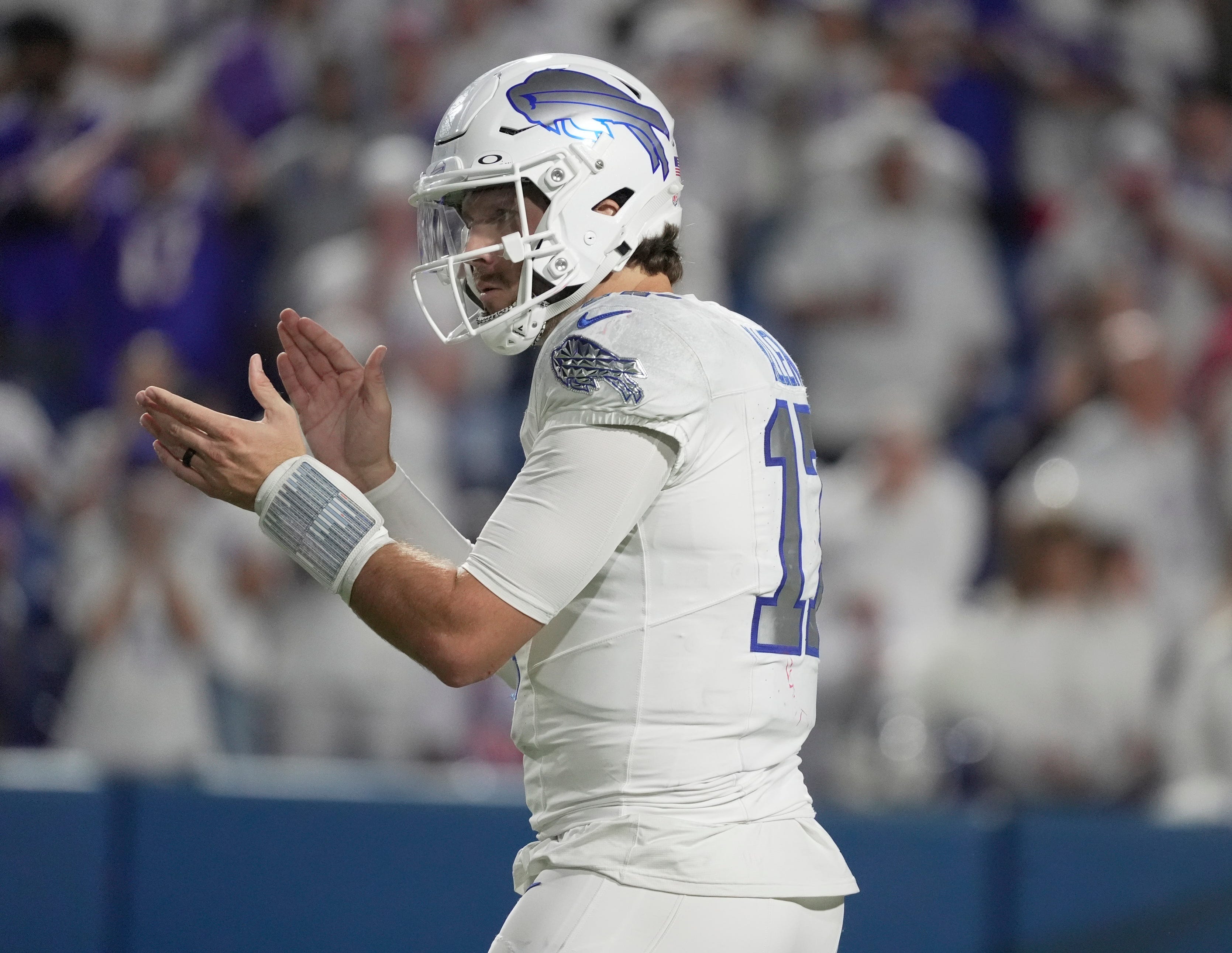 Bills vs. Falcons Prediction & Odds: Monday Night Football Opening Odds & MNF Picks