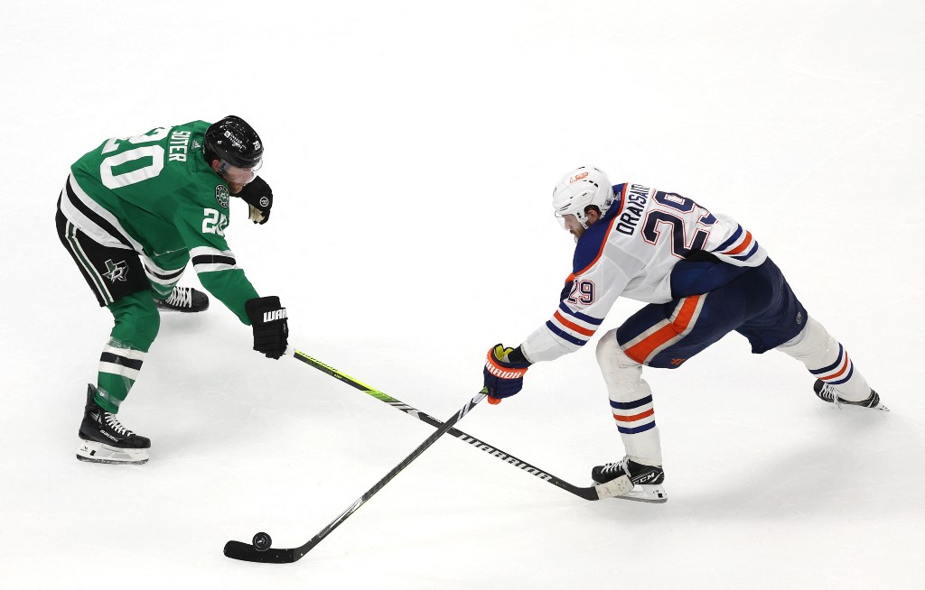 Stars vs. Oilers Predictions & Odds: Monday's Game 3 Western Conference Final Expert Picks