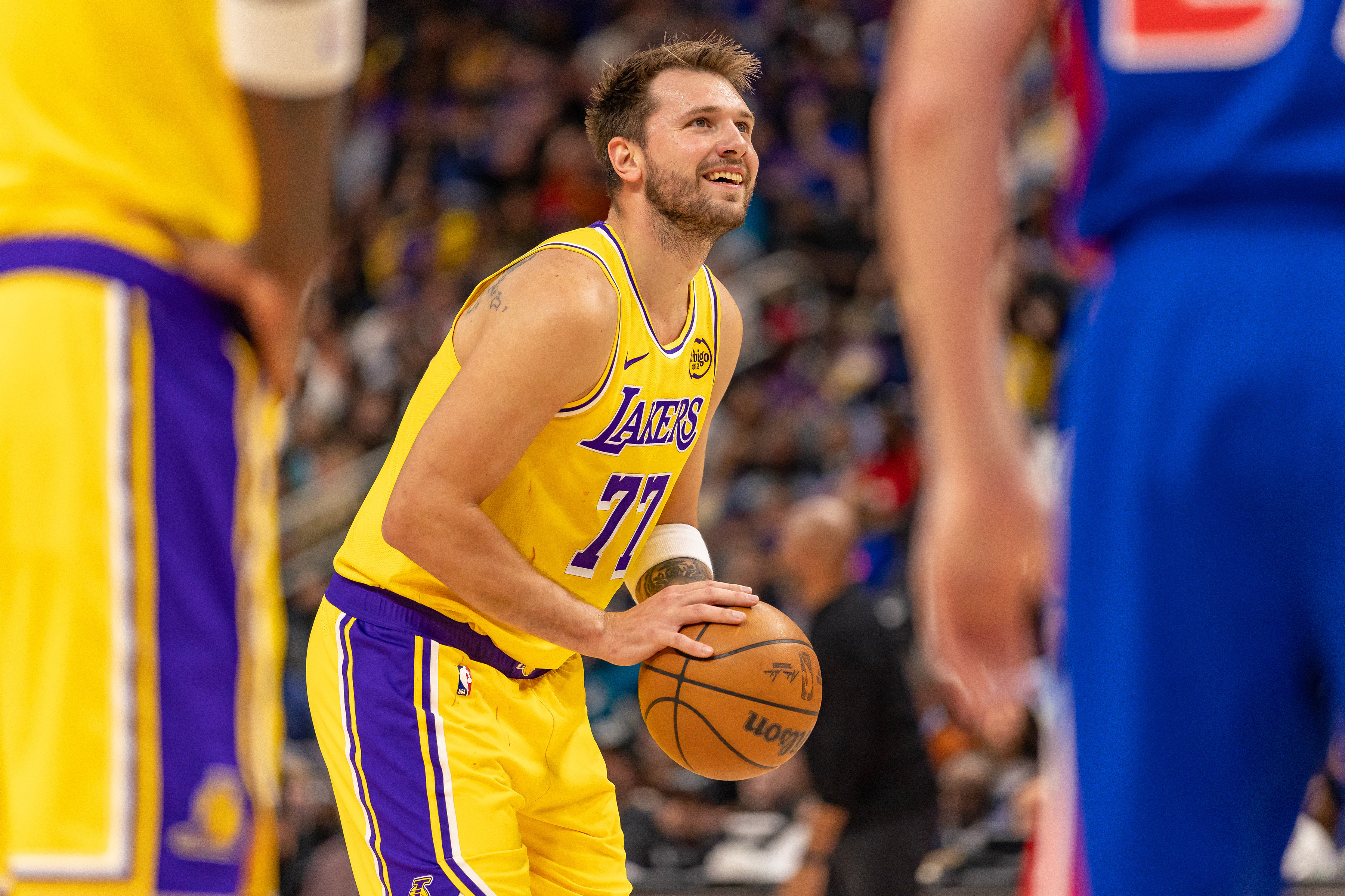 Los Angeles Lakers Luka Doncic (77) shoots a free throw as we break down our Lakers vs. Thunder player props.