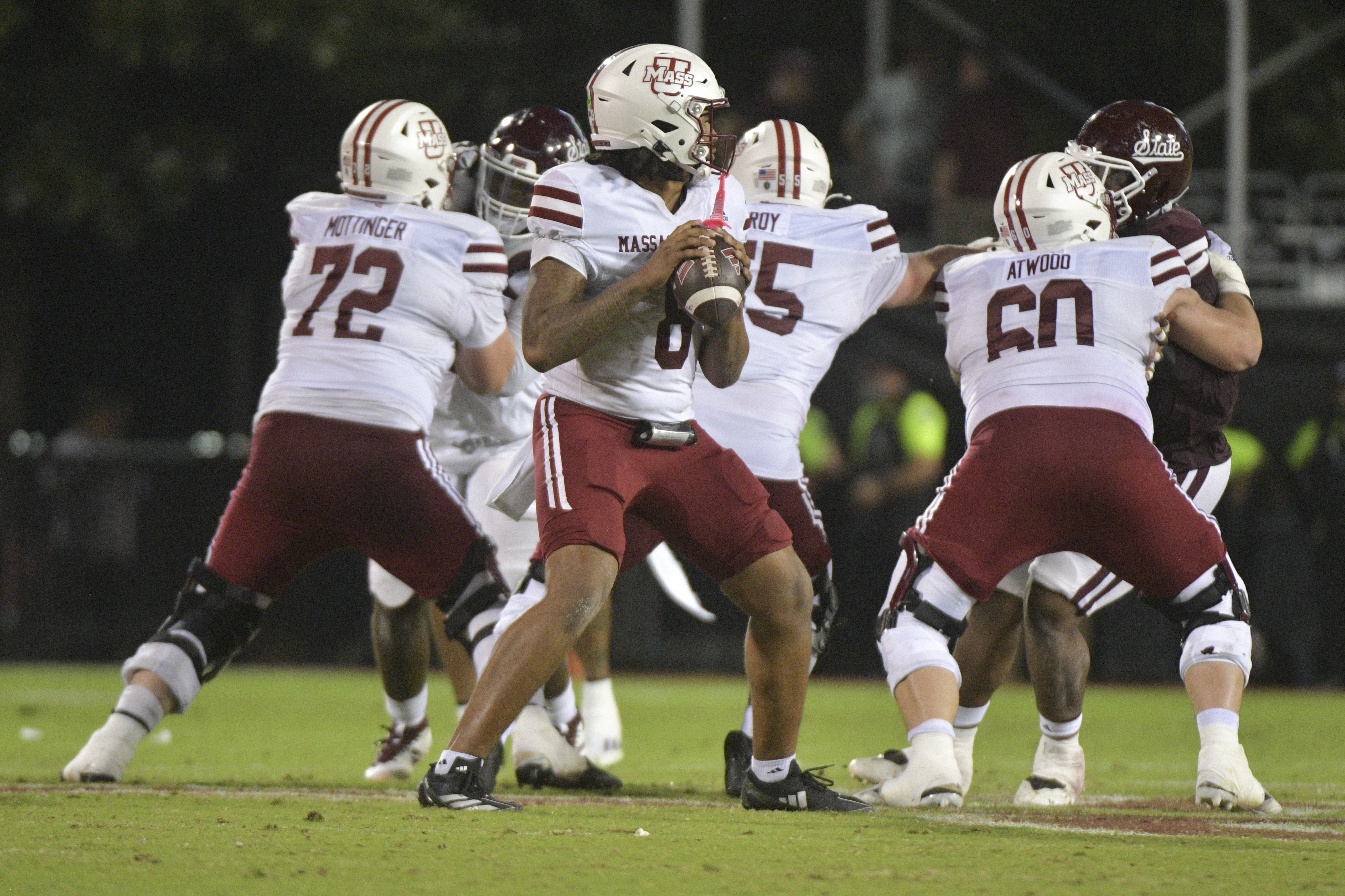 Northern Illinois vs. UMass Prediction: Tonight's College Football Week 12 Betting Preview Odds