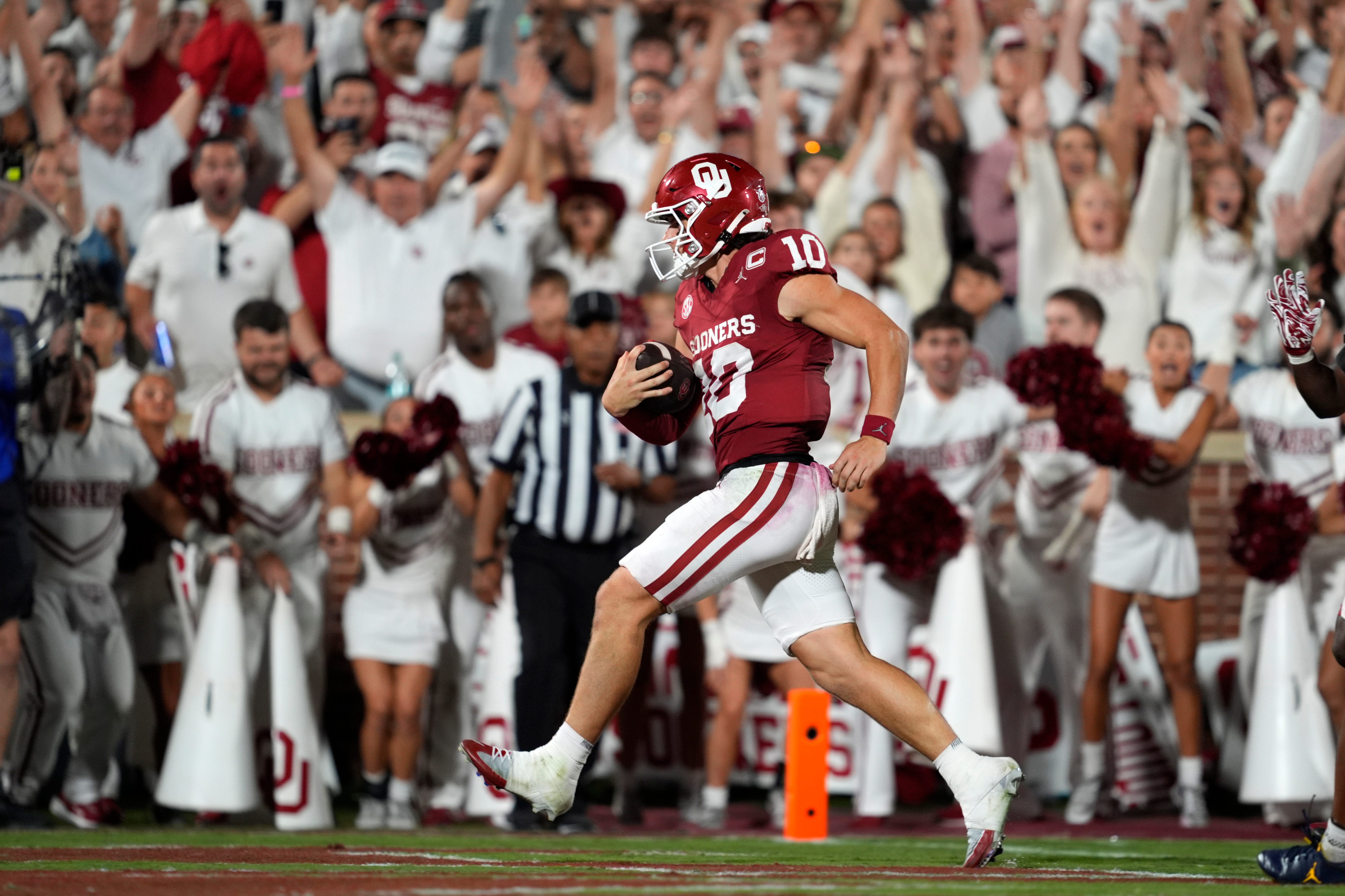 College Football AI Predictions Week 4: ATS Picks & Score Projections for Saturday