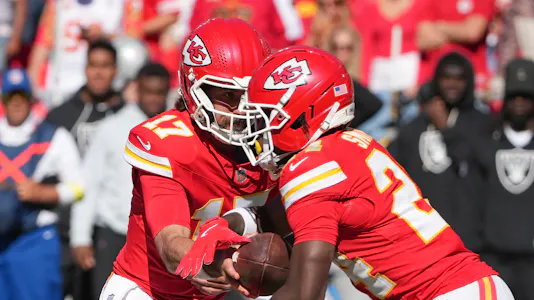 Kansas City Chiefs quarterback Gardner Minshew hands the ball to running back Brashard Smith as we make our best Commanders vs. Chiefs SGP