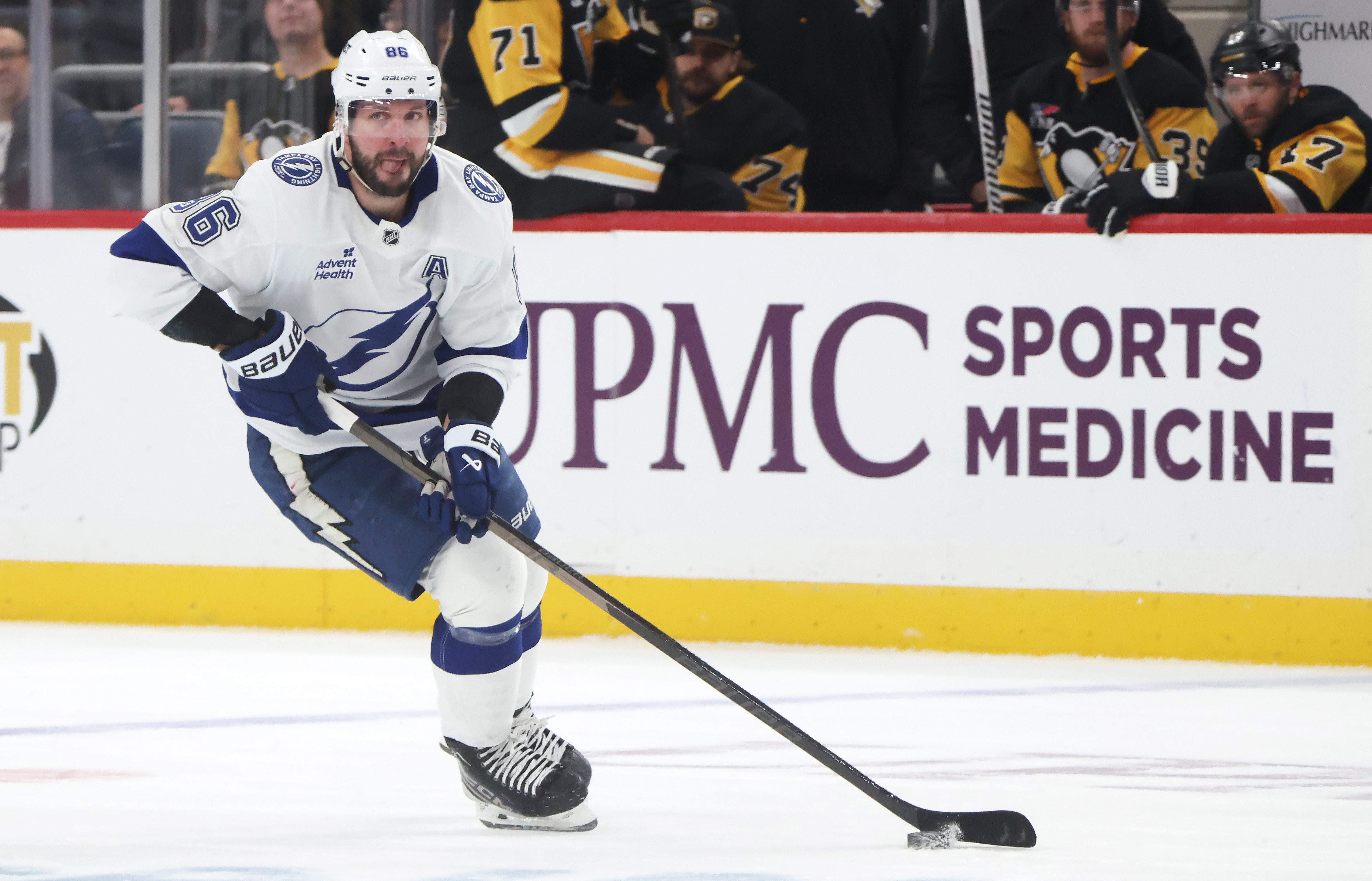 Tampa Bay Lightning right wing Nikita Kucherov (86) skates with the puck as we offer our NHL anytime goal scorer predictions today.