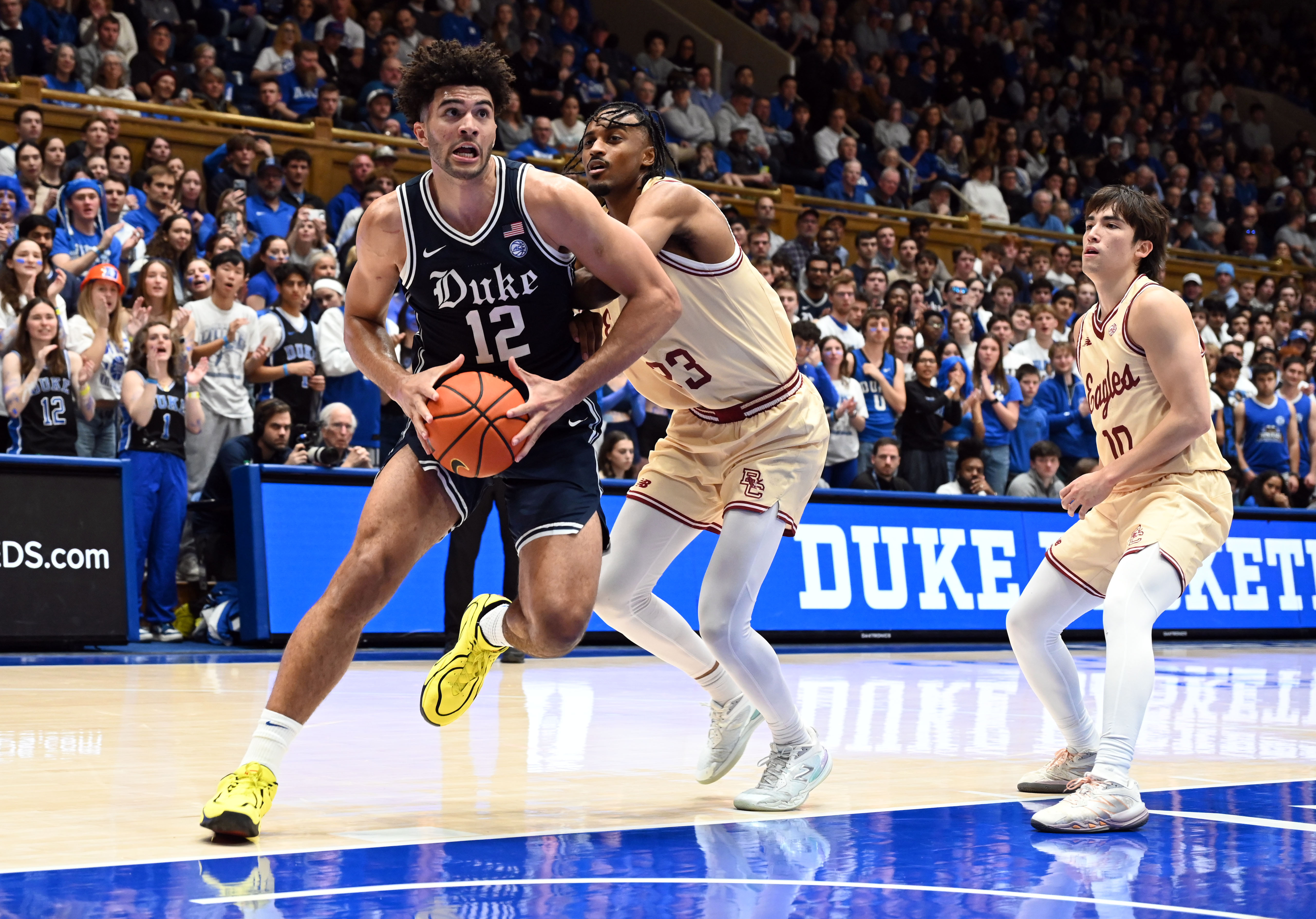 Duke's Cameron Boozer leads the Wooden Award odds. 