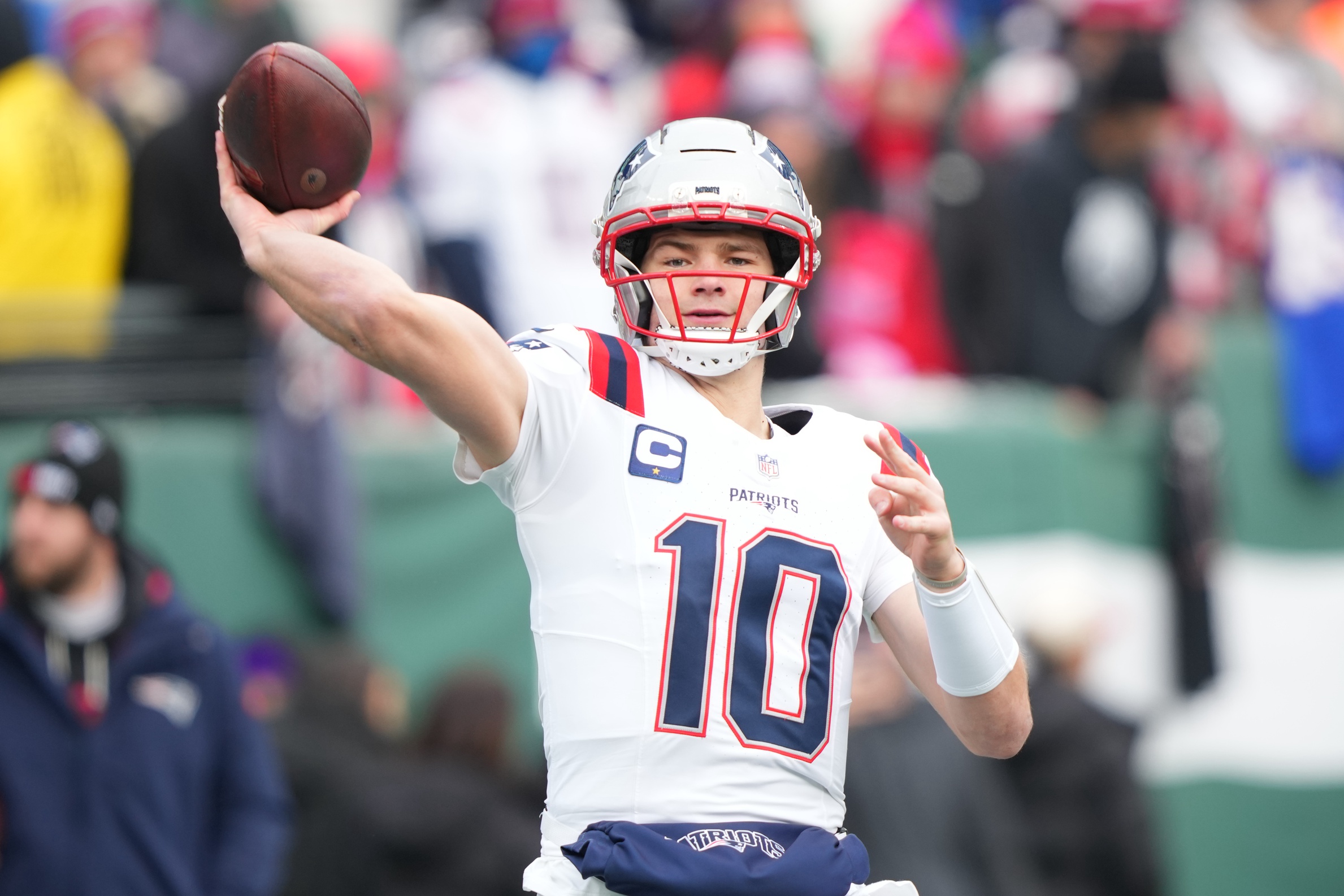 Drake Maye in action as we provide our NFL MVP Odds After Week 17. 