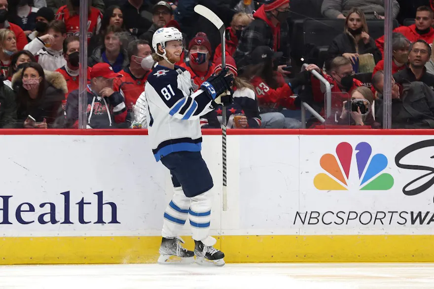 Kyle Connor of the Winnipeg Jets celebrates a first-period goal against the Washington Capitals.