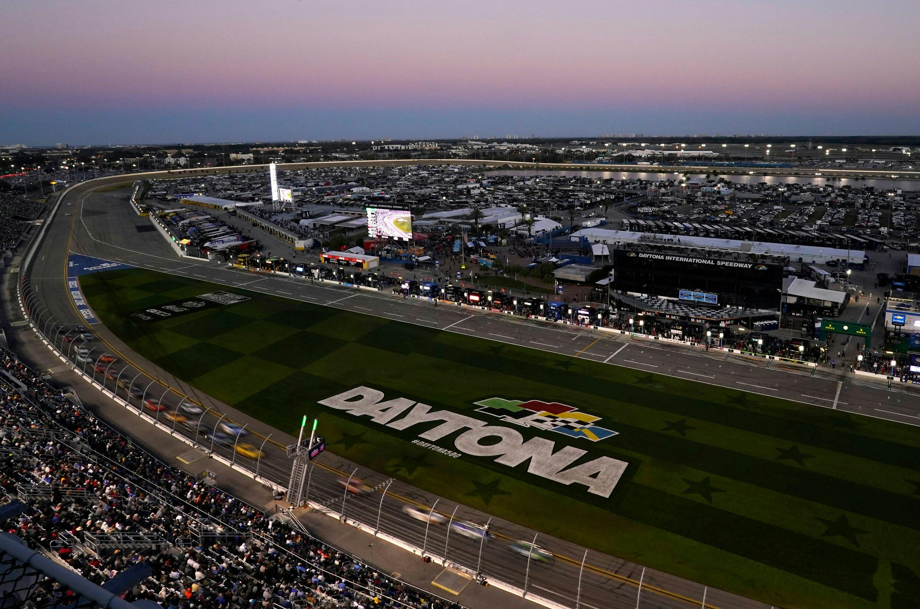 Daytona 500 Odds 2025: Latest NASCAR Betting Lines & Favorites