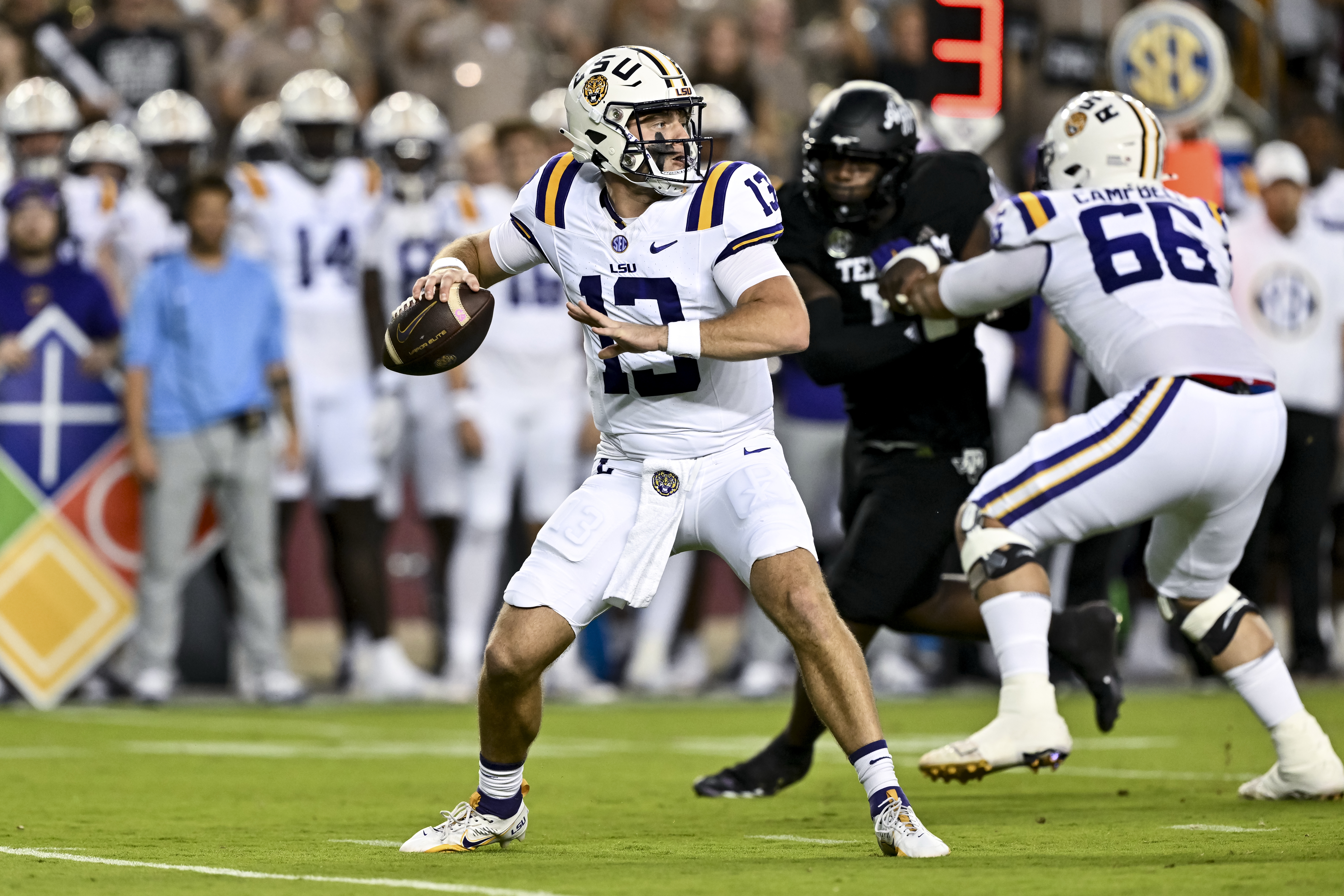 College Football Week 11 Expert Picks: Saturday's Player Props & ATS Predictions