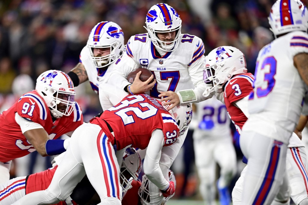 Patriots at Bills odds preview: Point spread, prediction for Week 18 finale