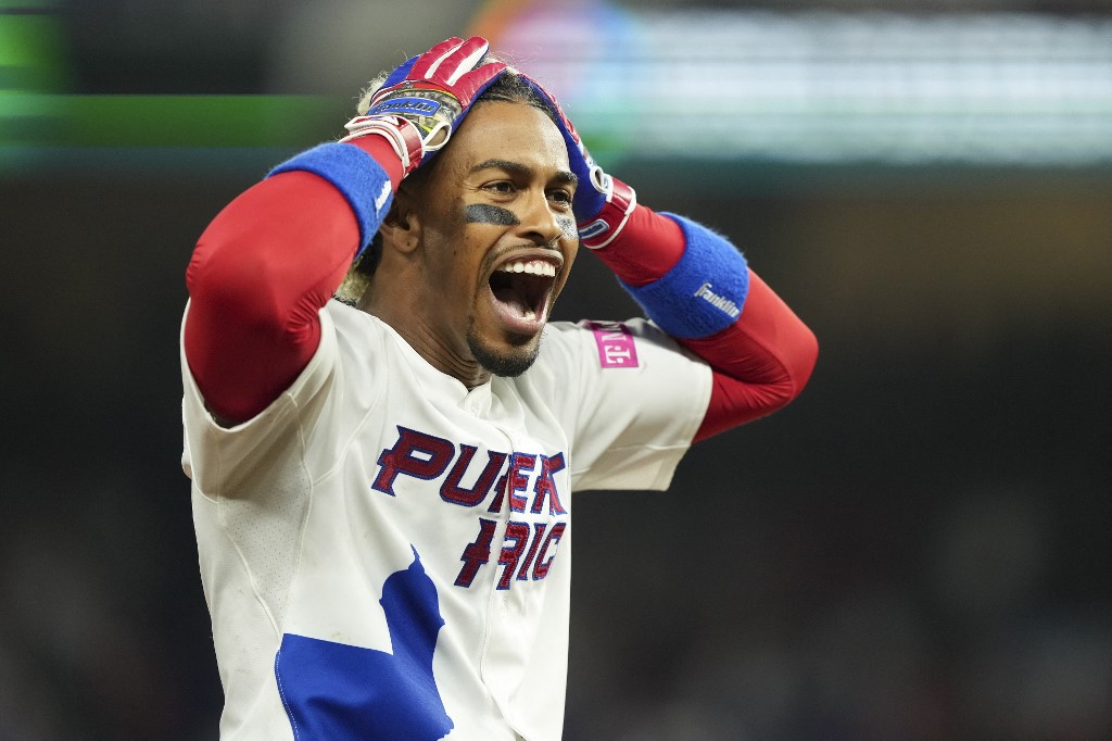 Puerto Rico advances, eliminates WBC favorite Dominican Republic