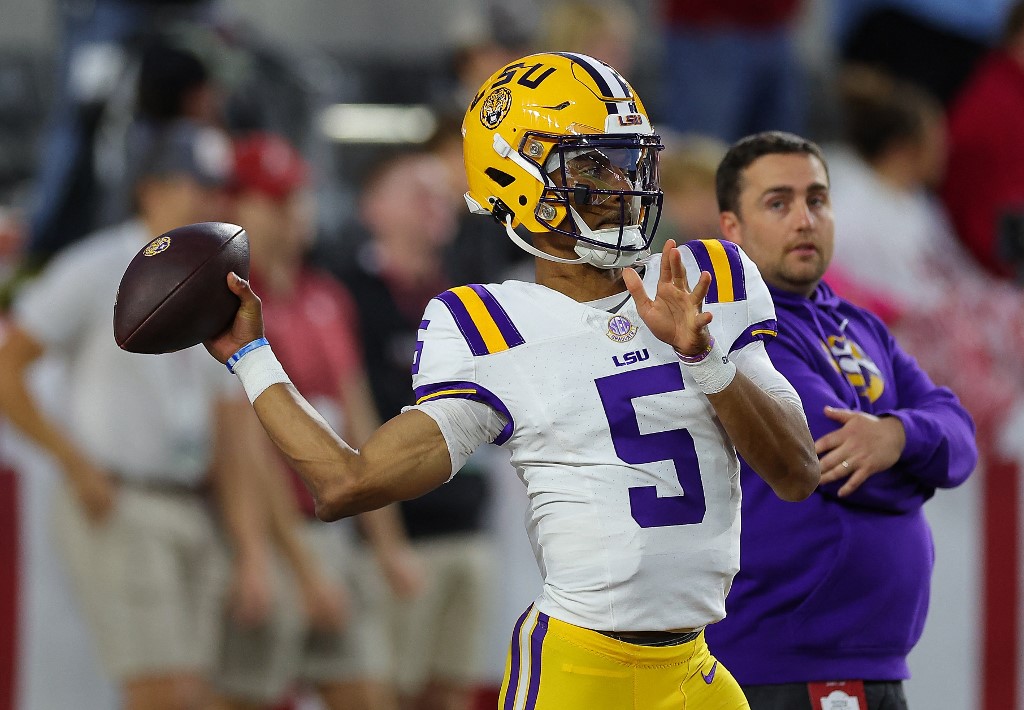 College Football Player Props Week 13: Predictions & Picks