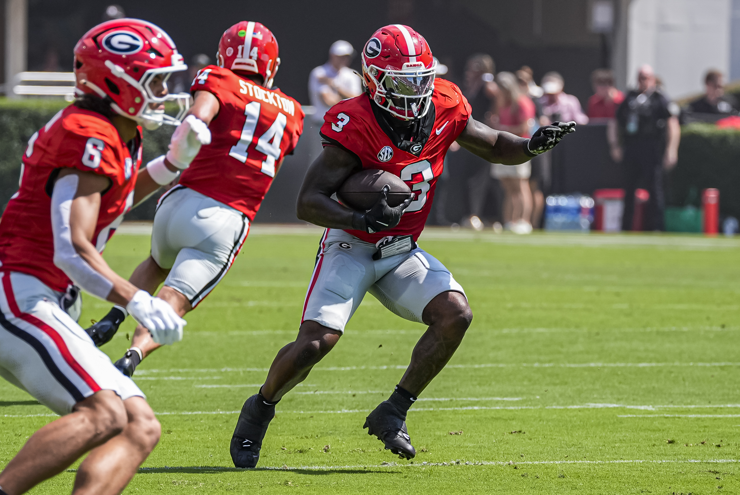 Georgia Bulldogs running back Nate Frazier (3) runs as he is featured in our college football anytime touchdown scorer predictions Week 9.
