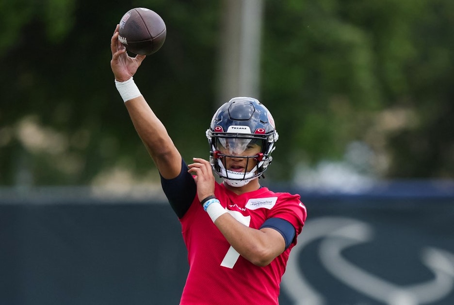 Out here at @houstontexans training camp 