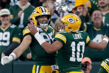 Packers vs. Steelers Odds & Predictions: Our Expert Picks for Sunday Night Football