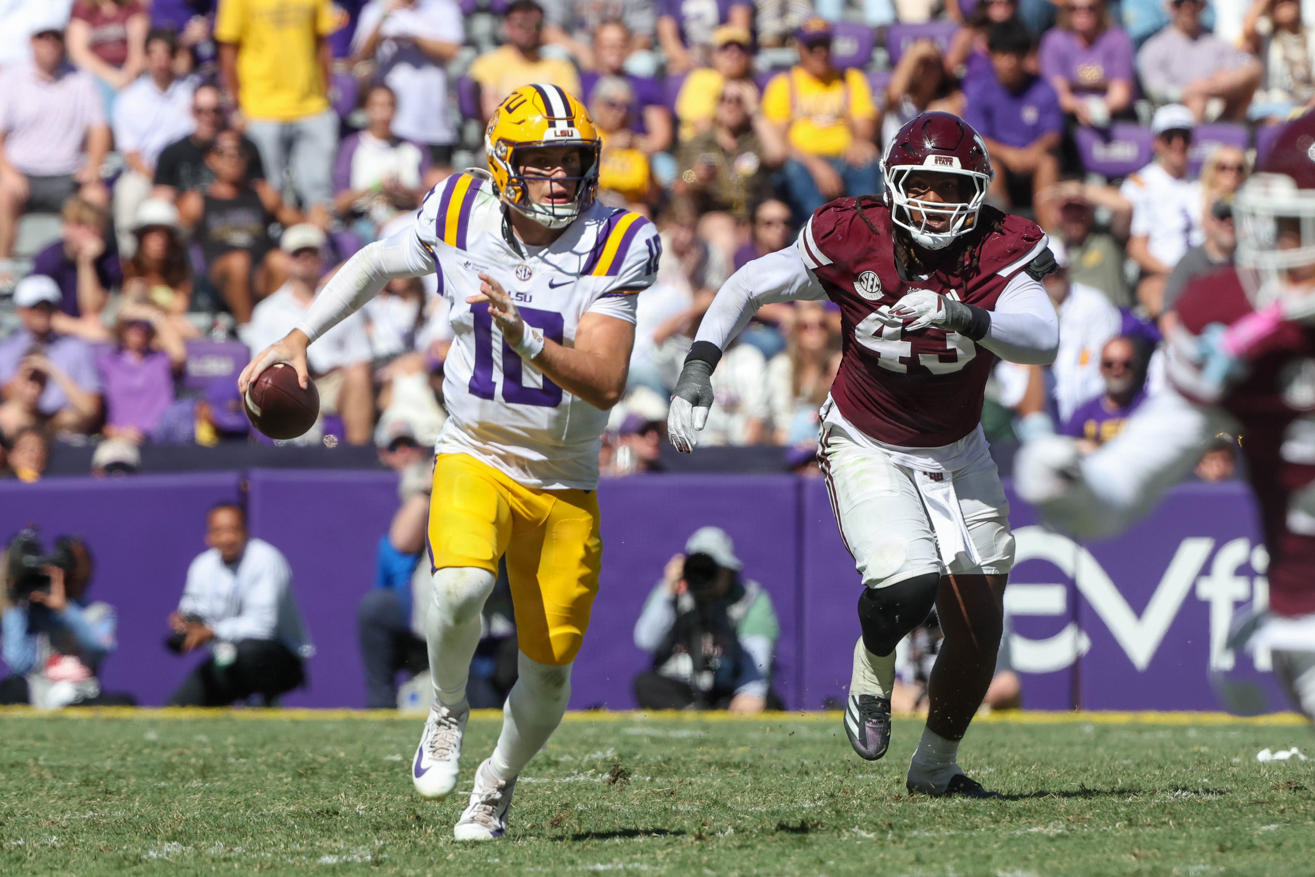 Pictured: LSU quarterback Sam Leavitt in action as we break down our College Football Week 8 AI Predictions: ATS Picks & Score Projections for Top 25 Games. Photo by Jonathan Mailhes/Cal Sport Media/Sipa USA.
