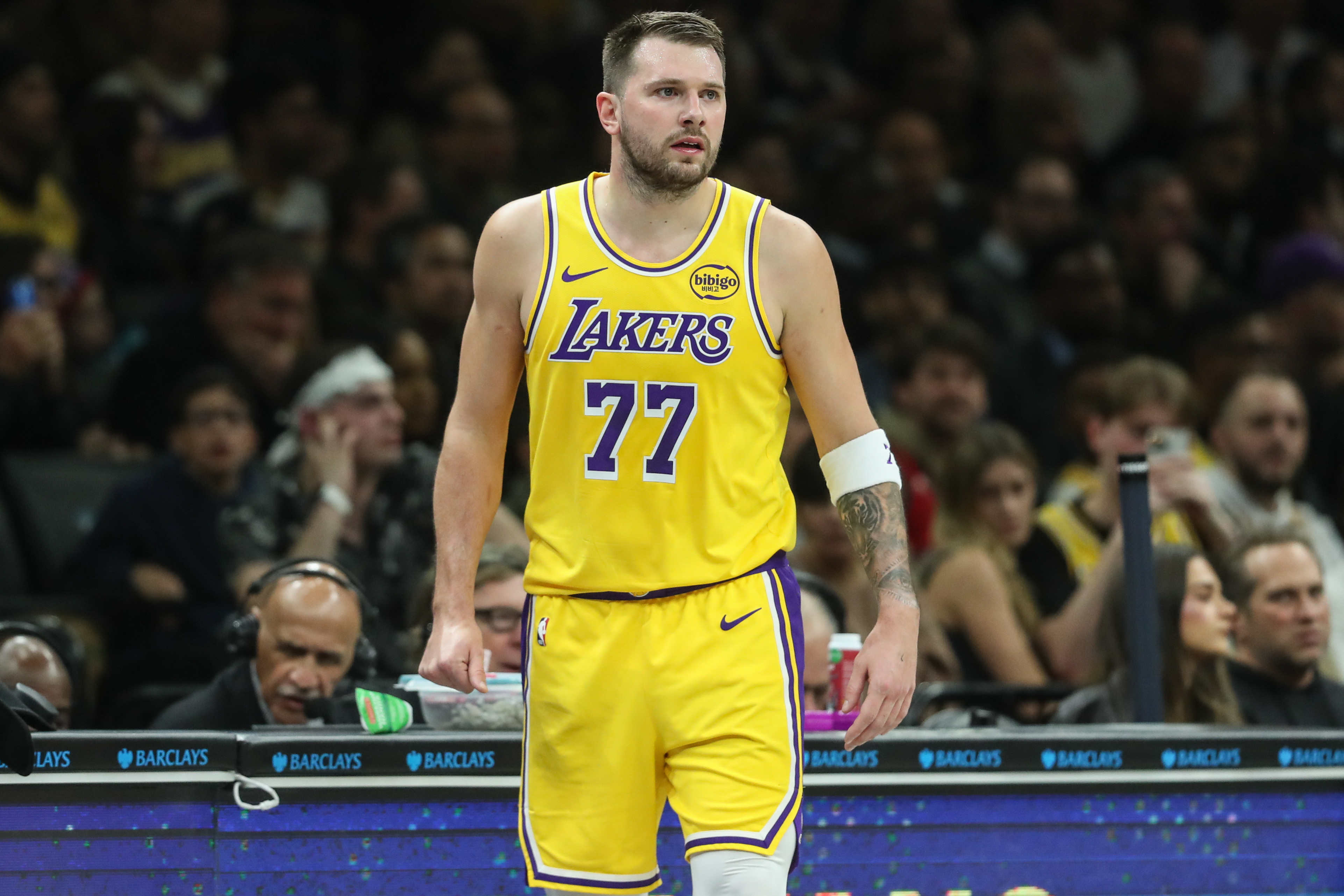 Los Angeles Lakers guard Luka Doncic (77) looks on as we break down our NBA Play of the Day.