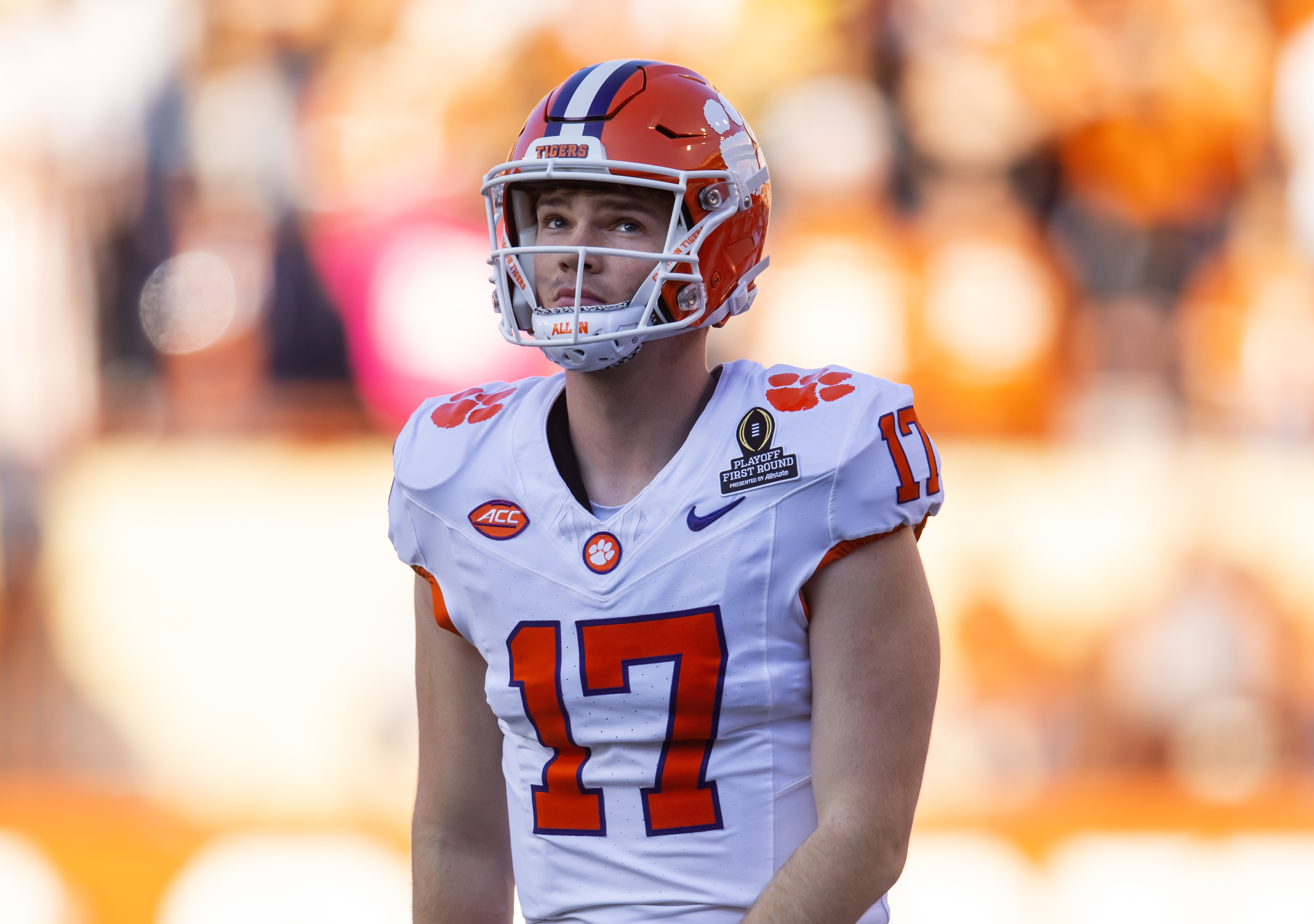 Christopher Vizzina readies himself as we make our best Clemson vs LSU early predictions. 