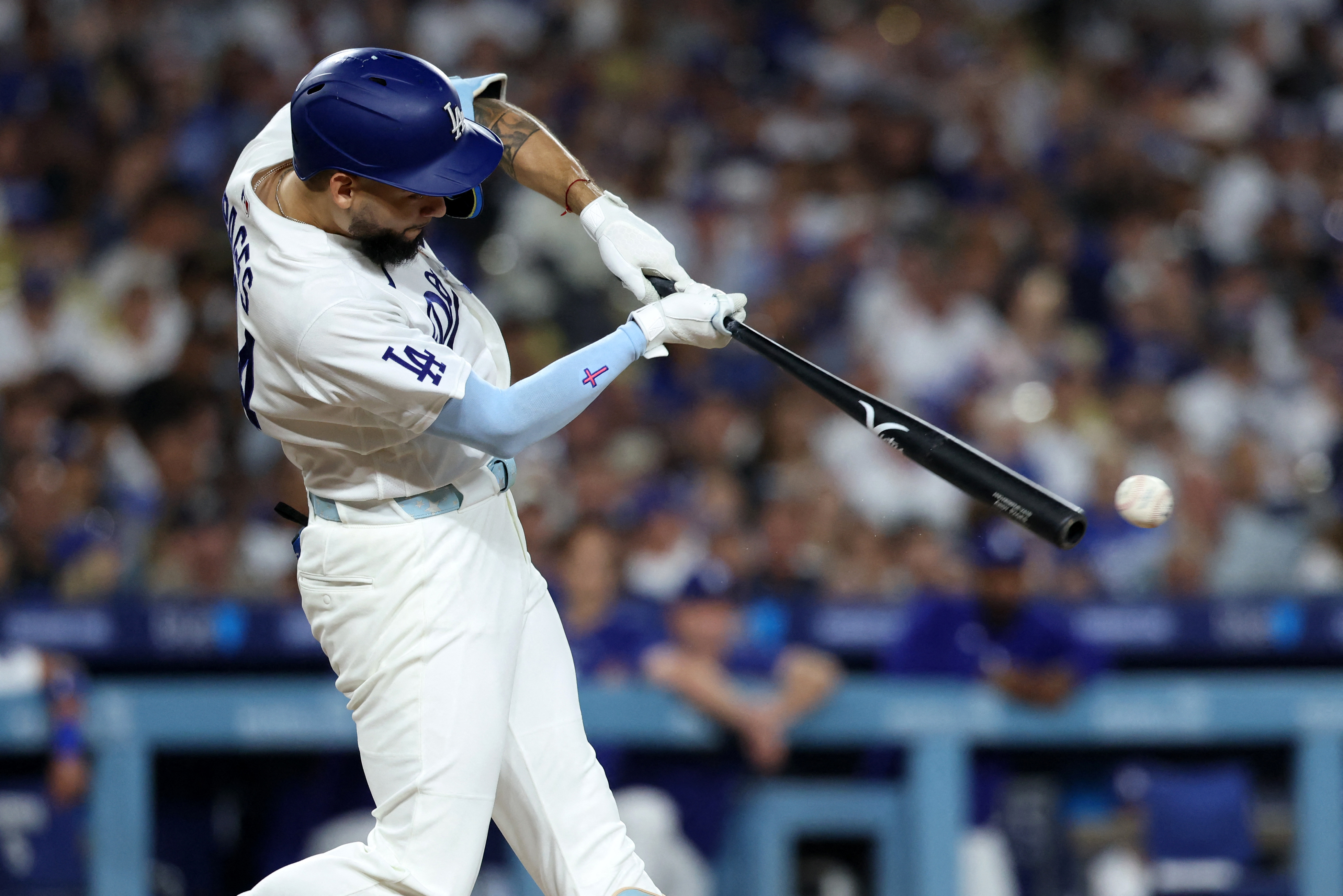 Los Angeles Dodgers center fielder Andy Pages hits as we look at our best Red Sox vs. Dodgers prediction.