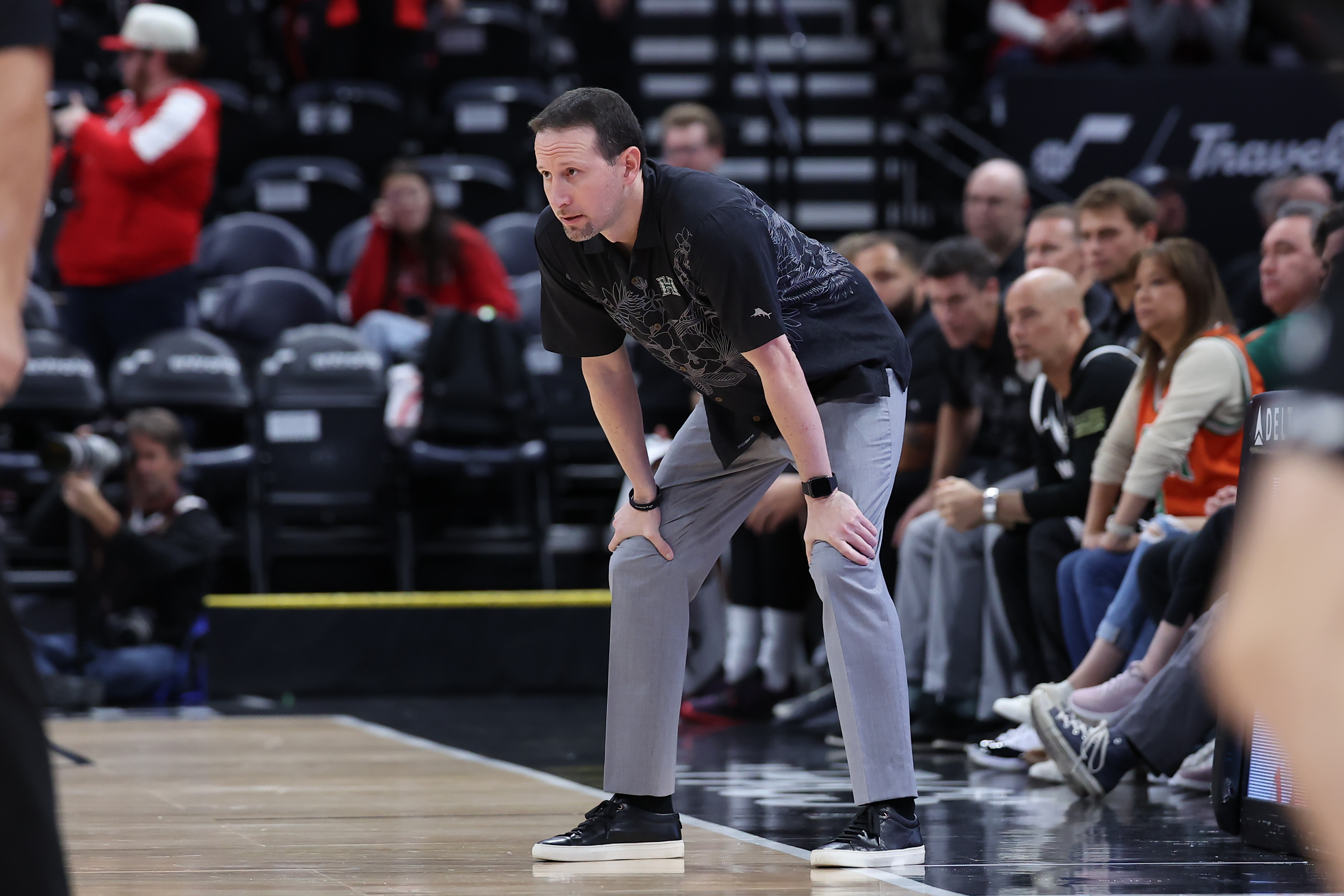 Hawaii Warriors head coach Eran Ganot looks on as we make our best Hawaii vs. UC Irvine prediction.