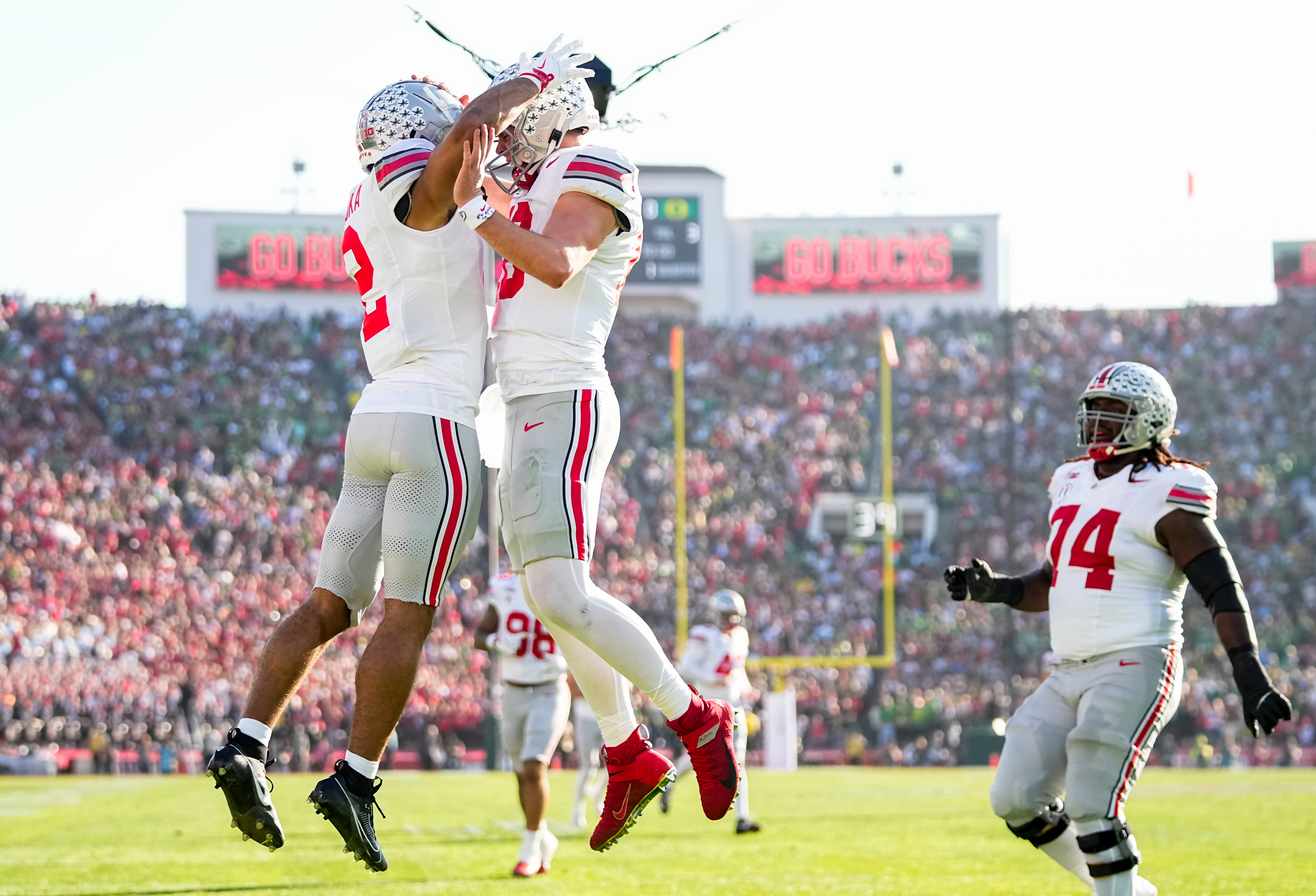 College Football Championship Odds: Should Ohio State Be The Favorite Heading Into Semis?