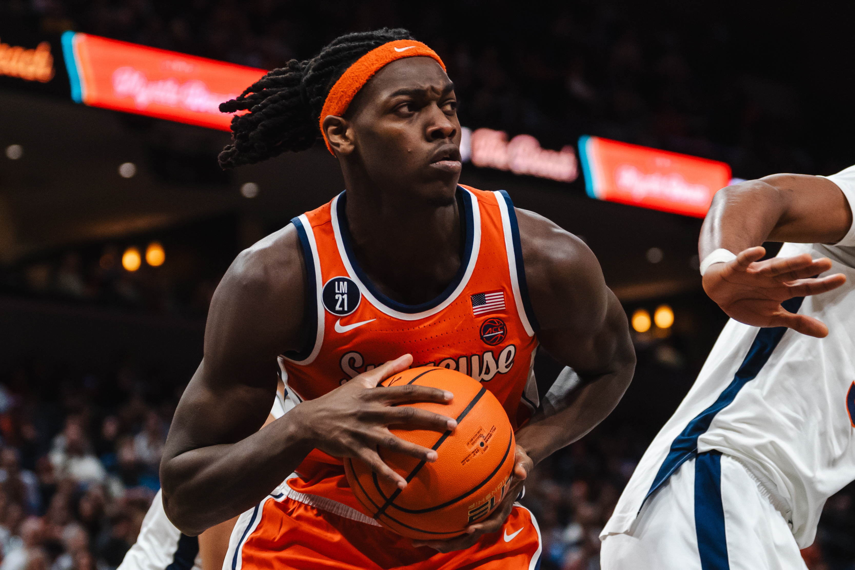  Syracuse Orange forward William Kyle III controls the ball as we offer our best Syracuse vs. Duke prediction