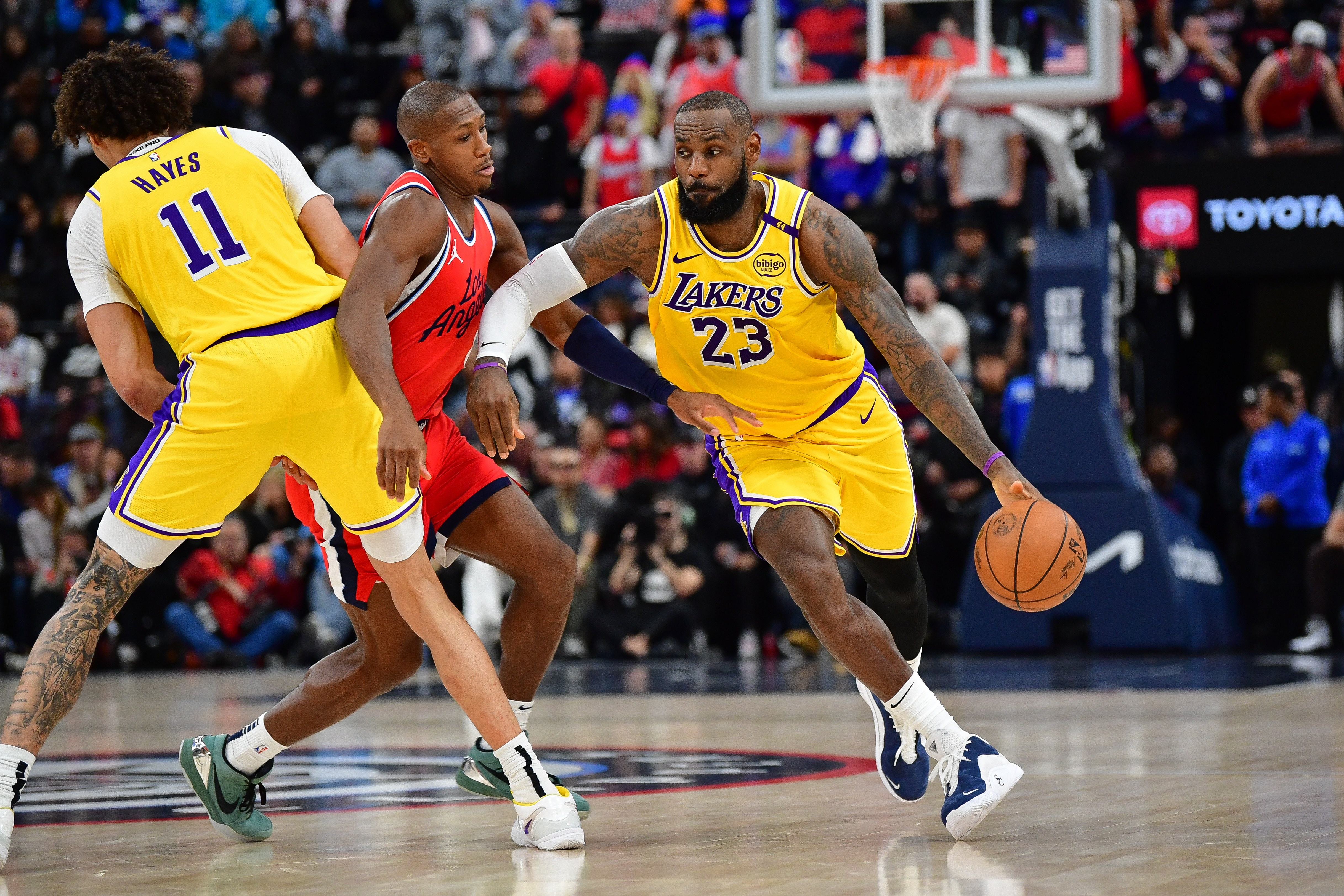  Best Clippers vs. Lakers Score Predictions Tonight: NBA Player Props & Odds for Feb. 28