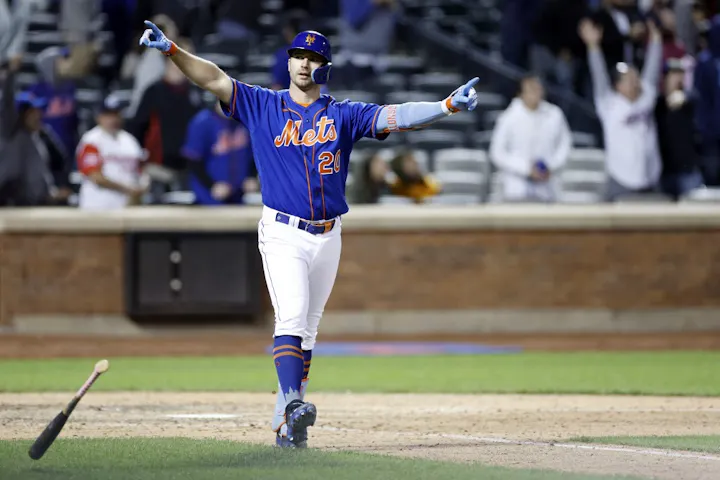 Phillies vs. Mets Picks, Predictions & Odds: Can New York Pounce on Suarez?