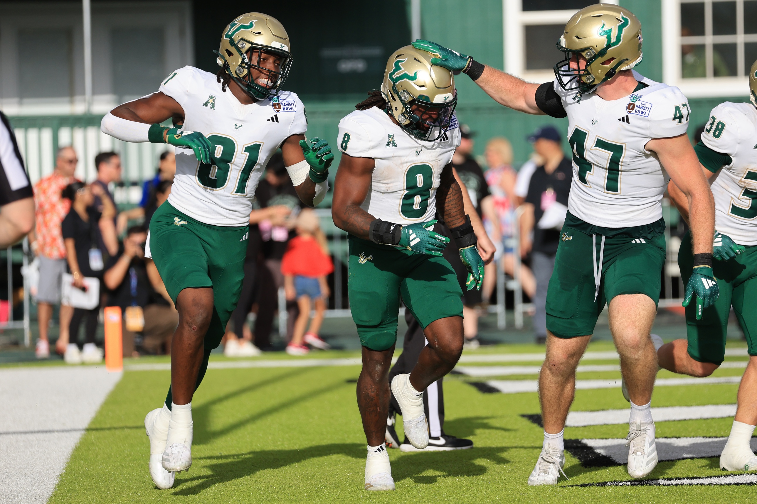 College Football Predictions & Odds Today: Expert Picks for Every Game on Aug. 28