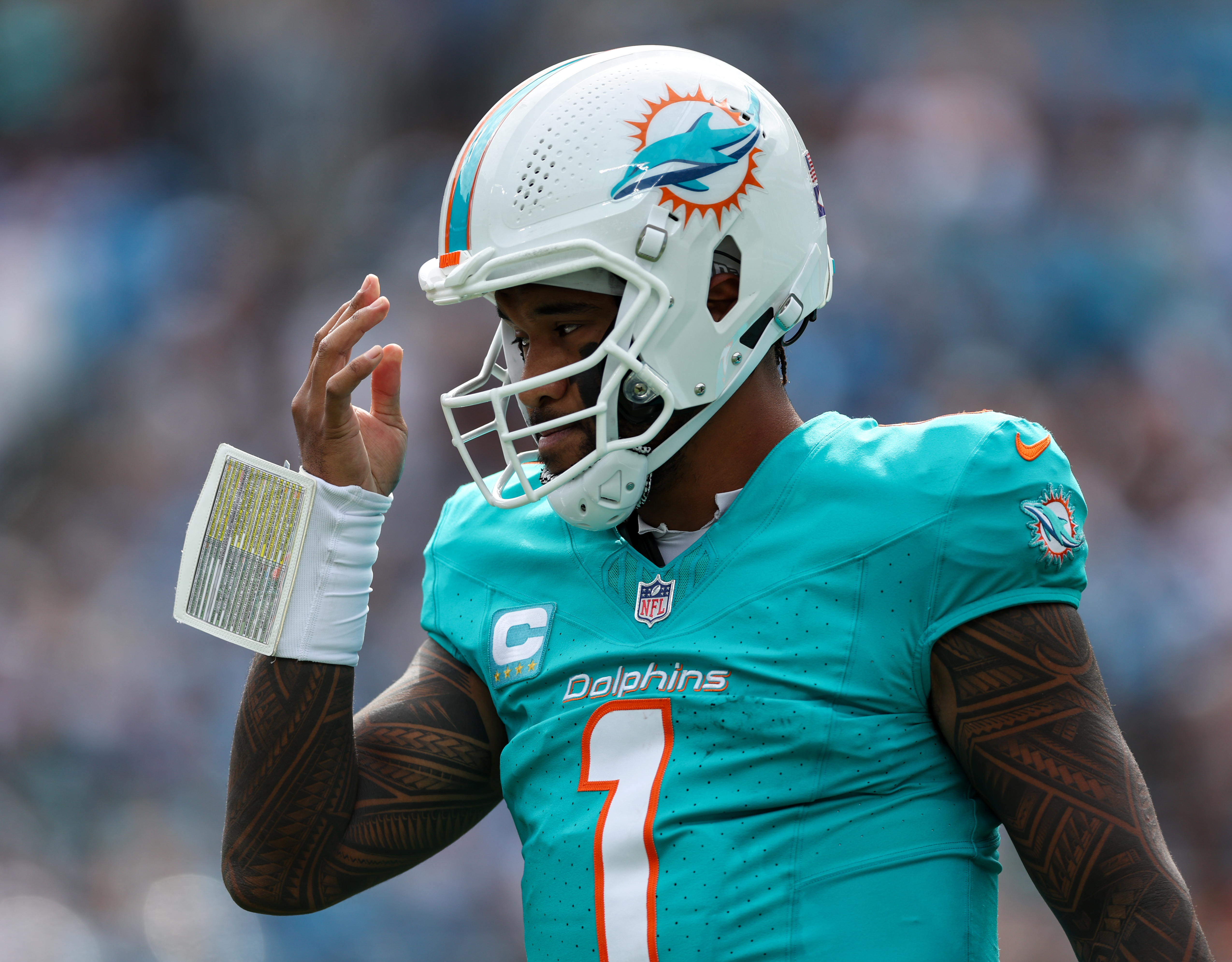 Best Chargers vs. Dolphins Player Prop Picks for Week 6: Tua Struggles, Vidal Surprises