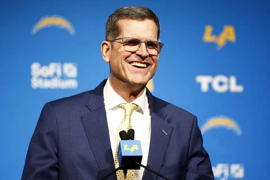 NFL Coach of the Year Odds 202425 Jim Harbaugh Early Favorite to Win 2nd Award