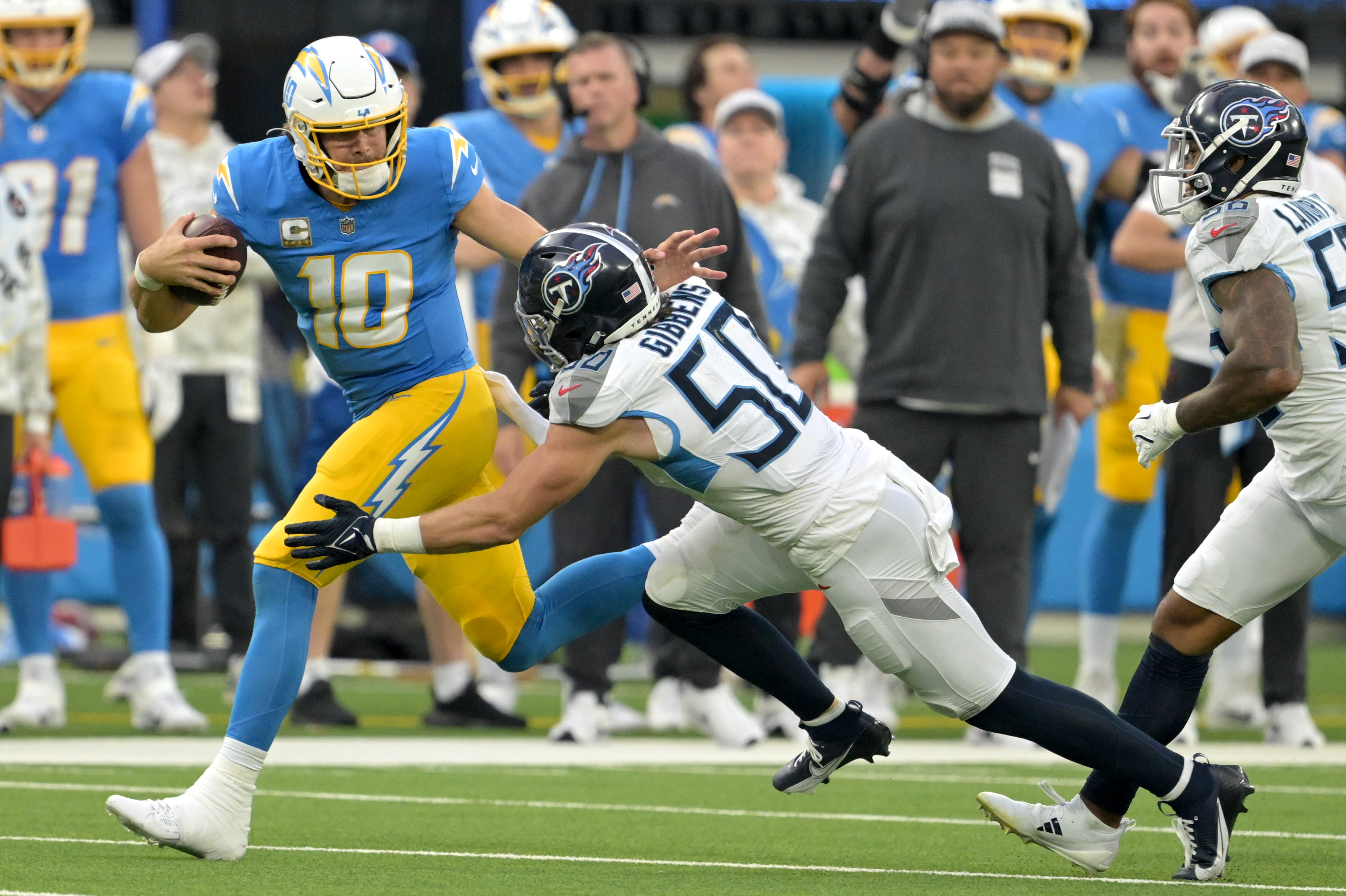 Bengals vs. Chargers Early Picks, Predictions & Odds for SNF Week 11