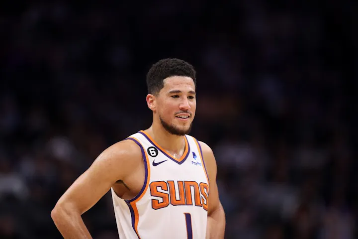 Bulls vs. Suns Picks, Predictions: Booker, Phoenix to Keep Rolling at Home