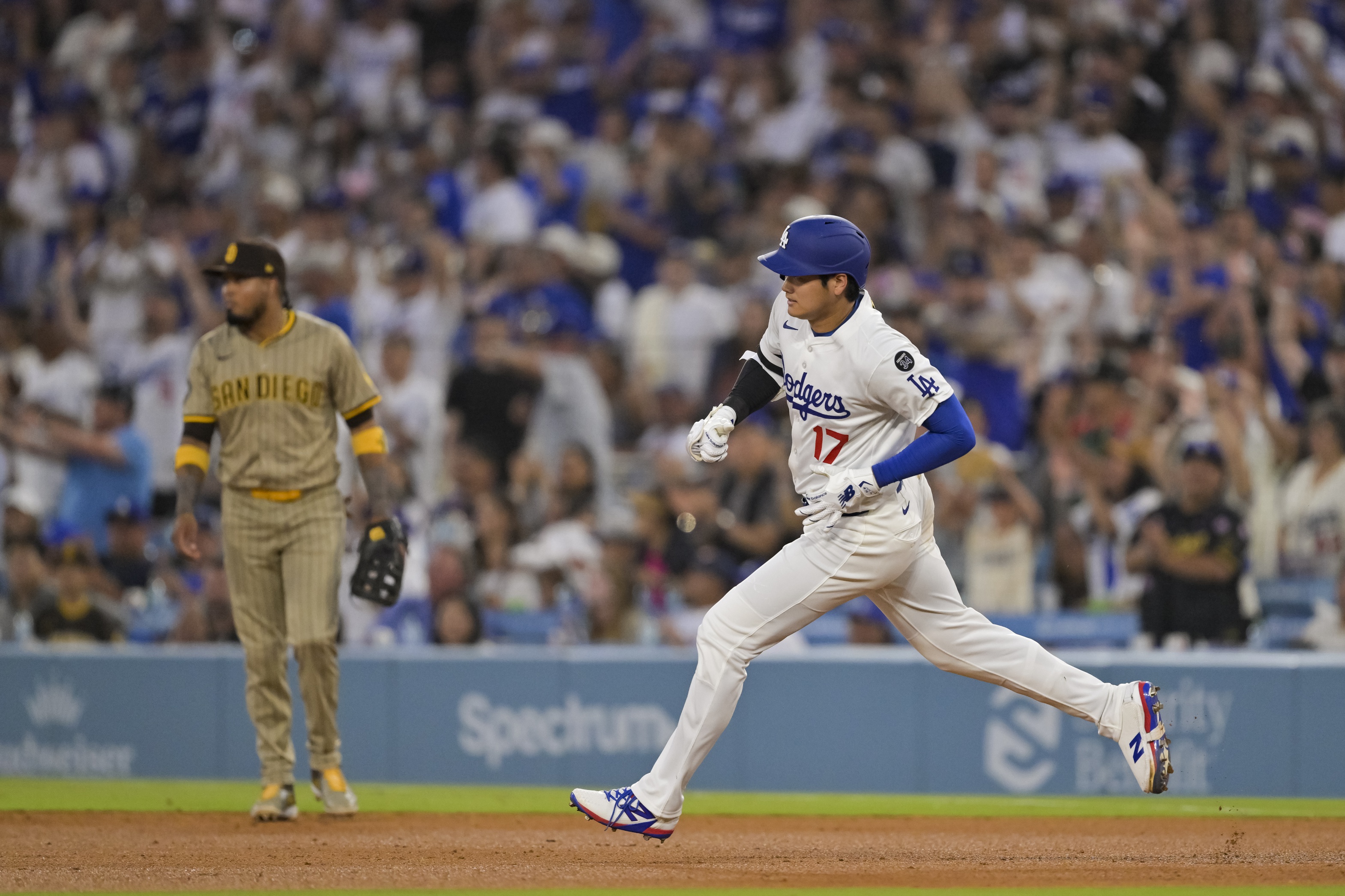 Padres vs. Dodgers Predictions, Odds & Best Bet: Who'll Win Tonight's MLB Game?