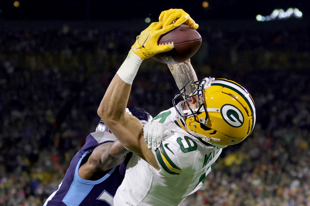 3 Best Prop Bets for Packers vs Dolphins Week 16 Christmas Game