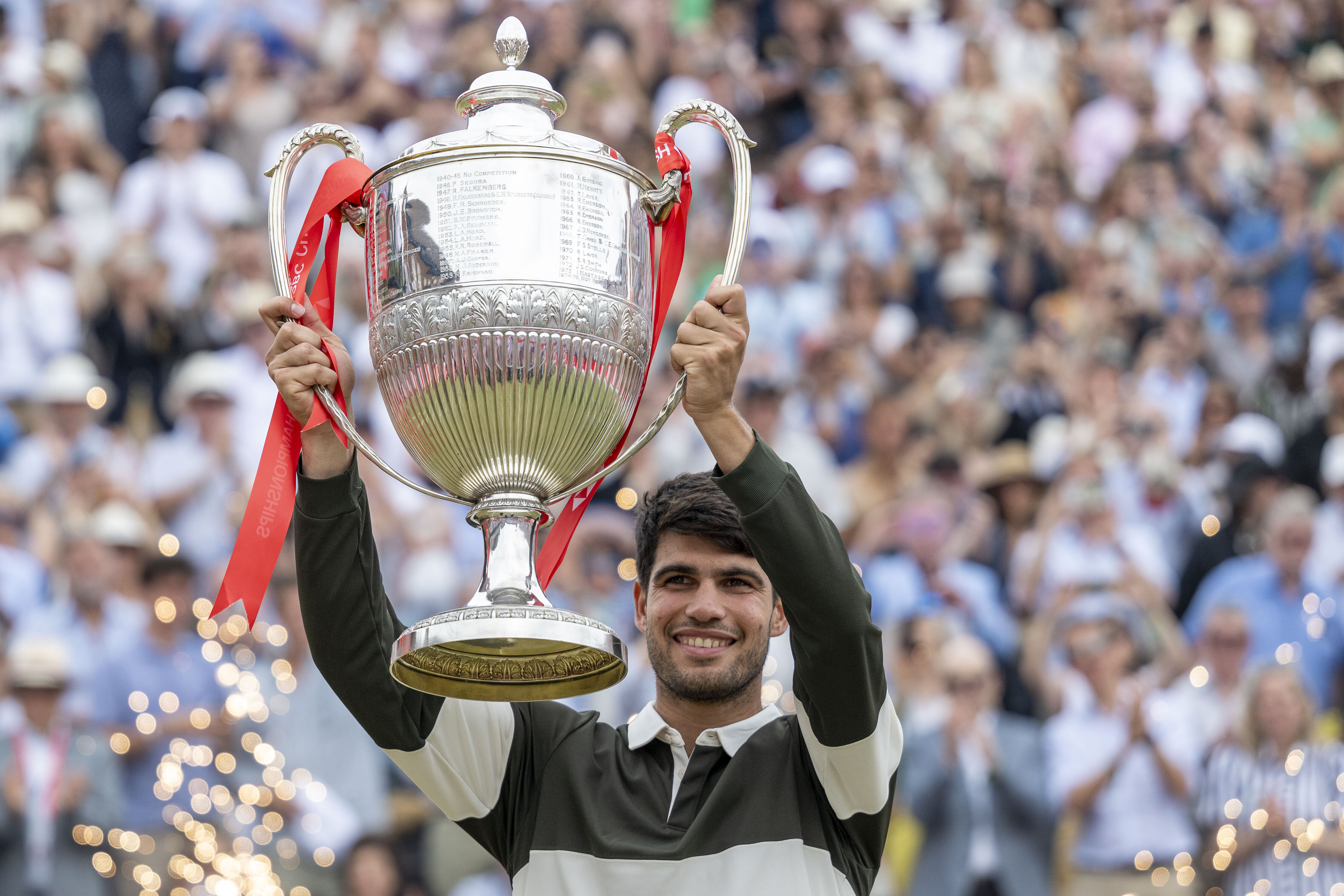 Wimbledon AI Predictions: ChatGPT's Picks & Best Bets for All England Club