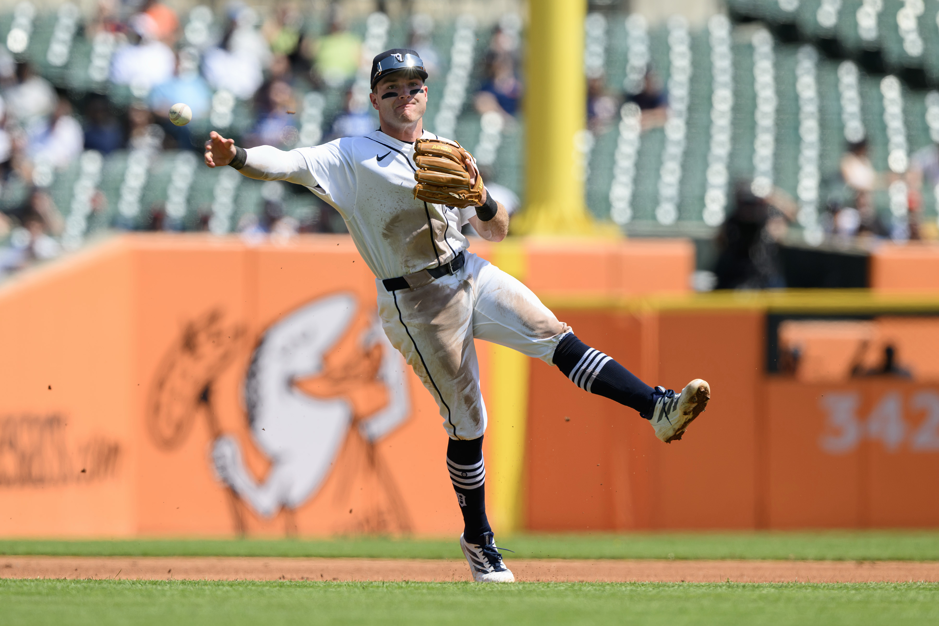 Detroit Tigers third baseman Kevin McGonigle (7) makes a throw on the run as we break down our Tigers vs. Reds prediction.