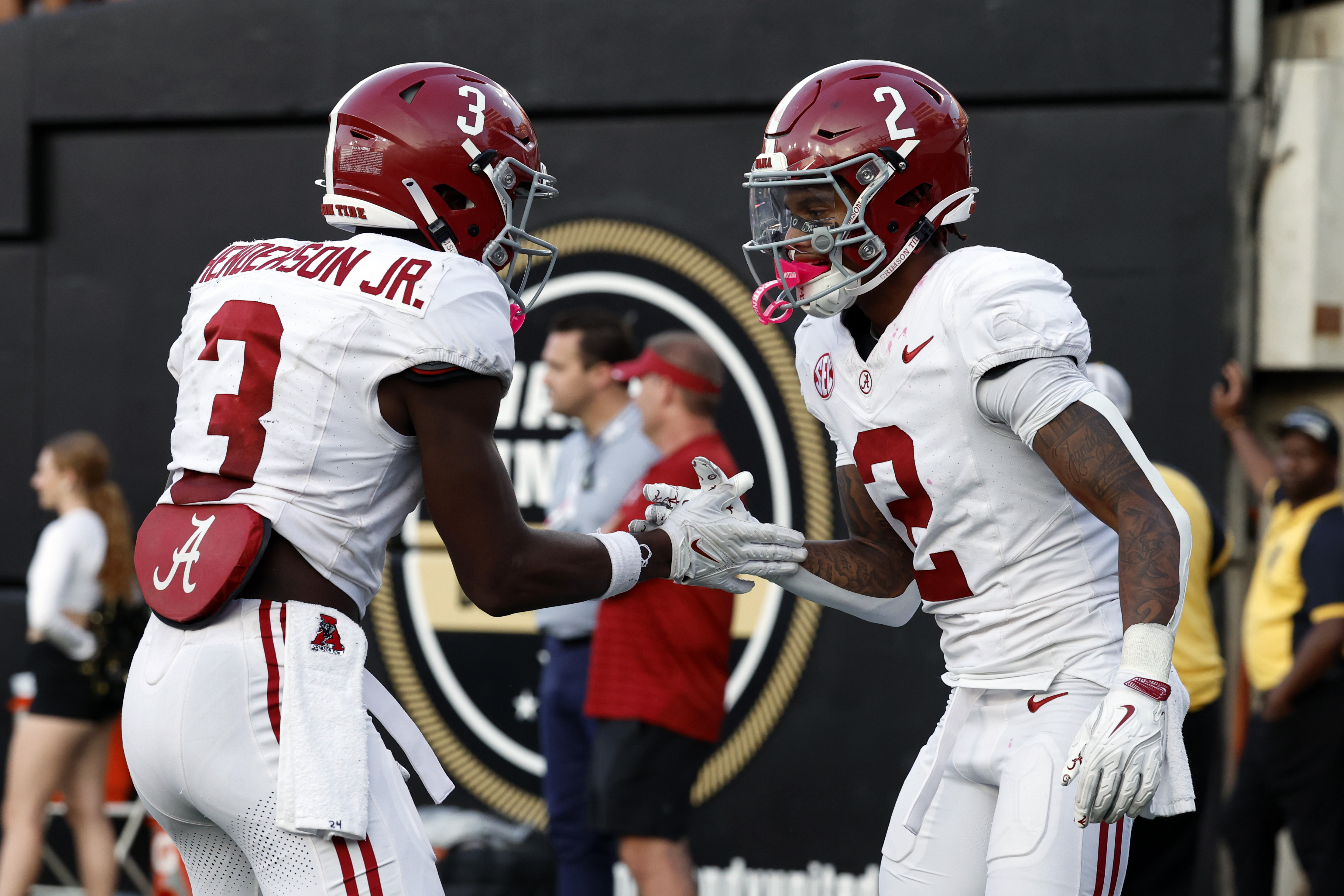 College Football Touchdown Scorer Predictions Week 1: Odds, Best Bets to Score TD