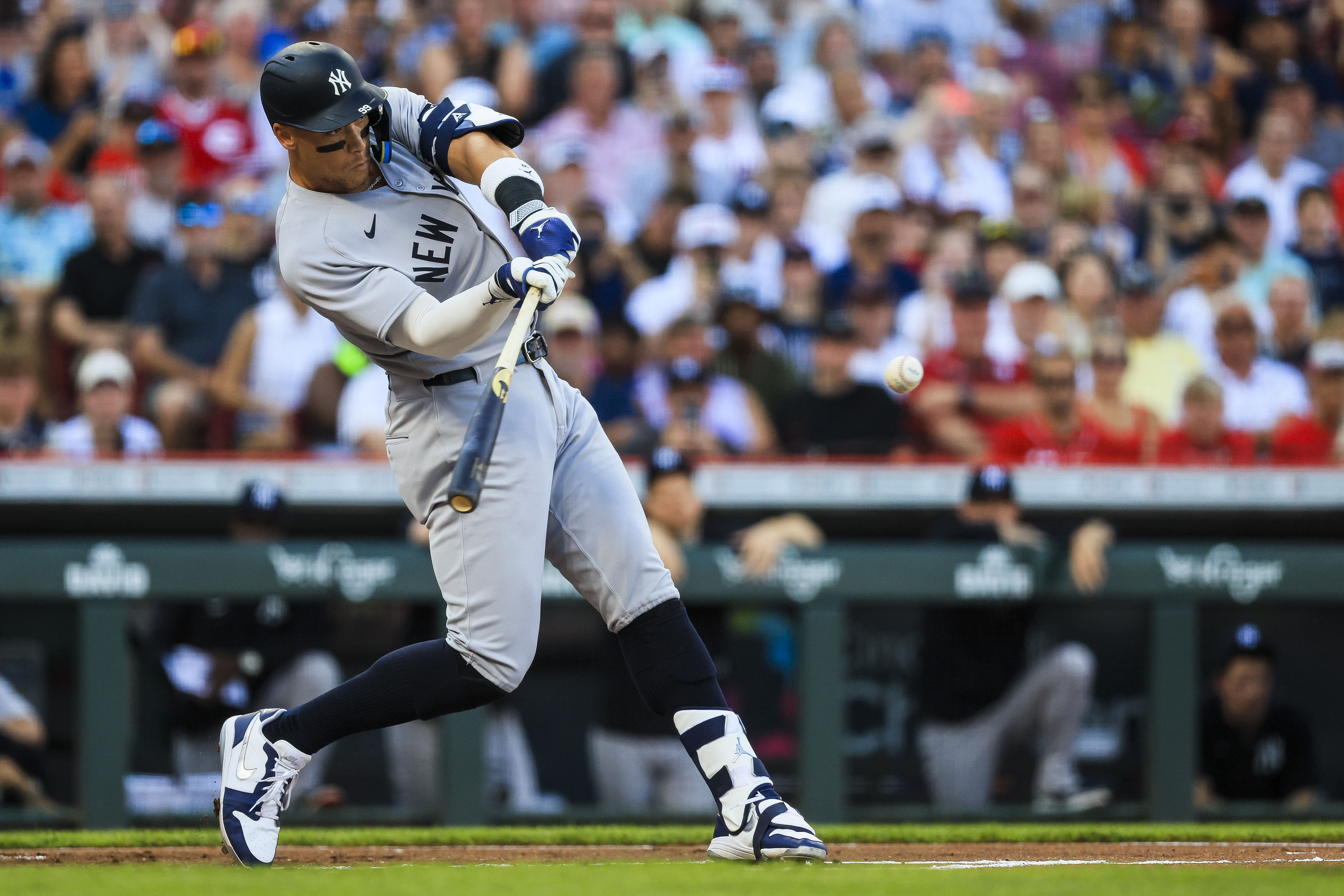 Yankees vs. Reds Prediction, Odds & Best Bets: Will New York Spoil Chase Burns' Debut?