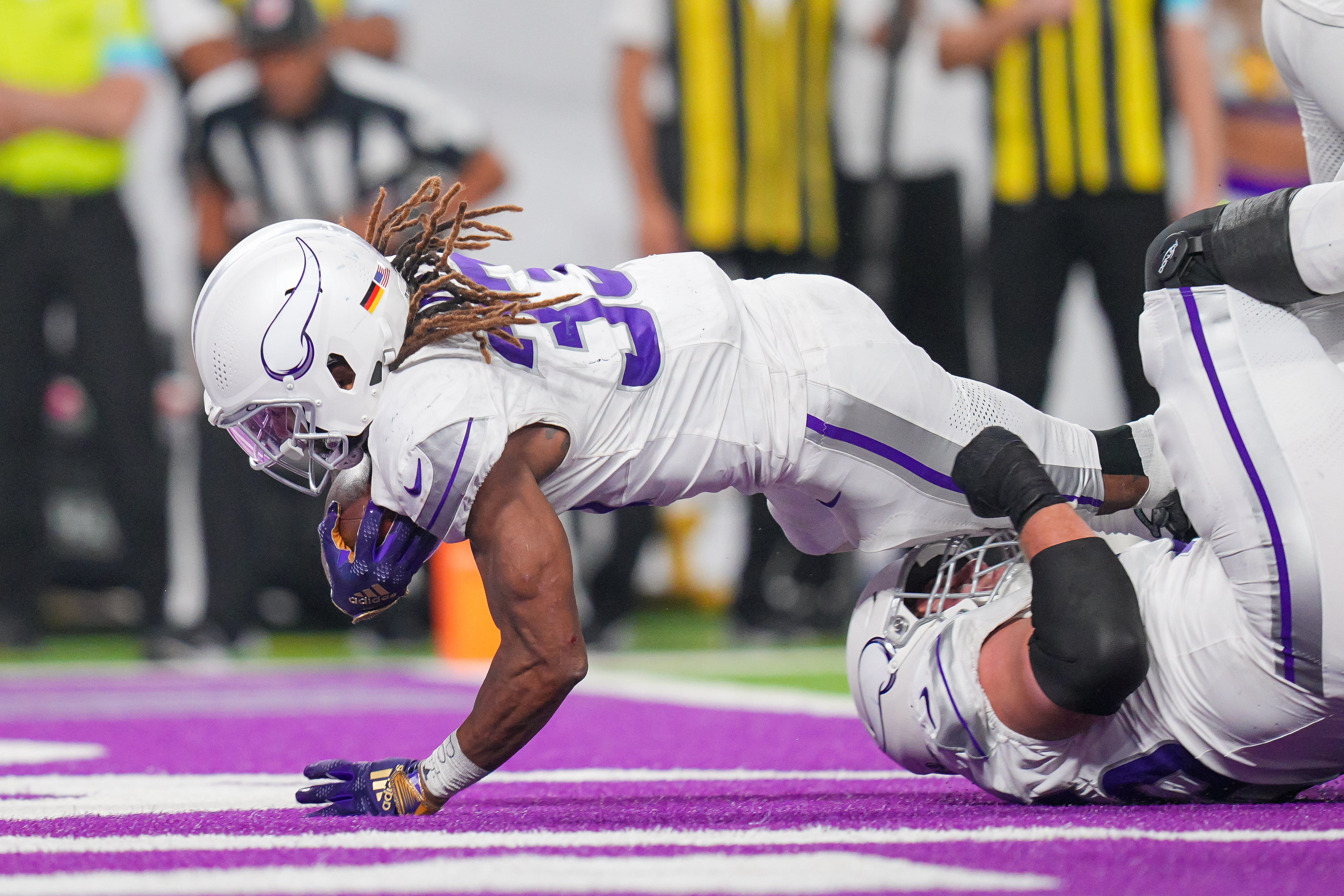 Best Vikings vs. Bears Player Prop Bets for Monday Night Football: MNF Odds & Picks